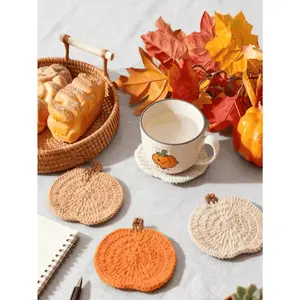 1PC Hand-Knitted Orange Pumpkin Coaster – Hypoallergenic & Washable. Perfect for Halloween, Autumn Decor & Christmas Gifts in Gift Box.