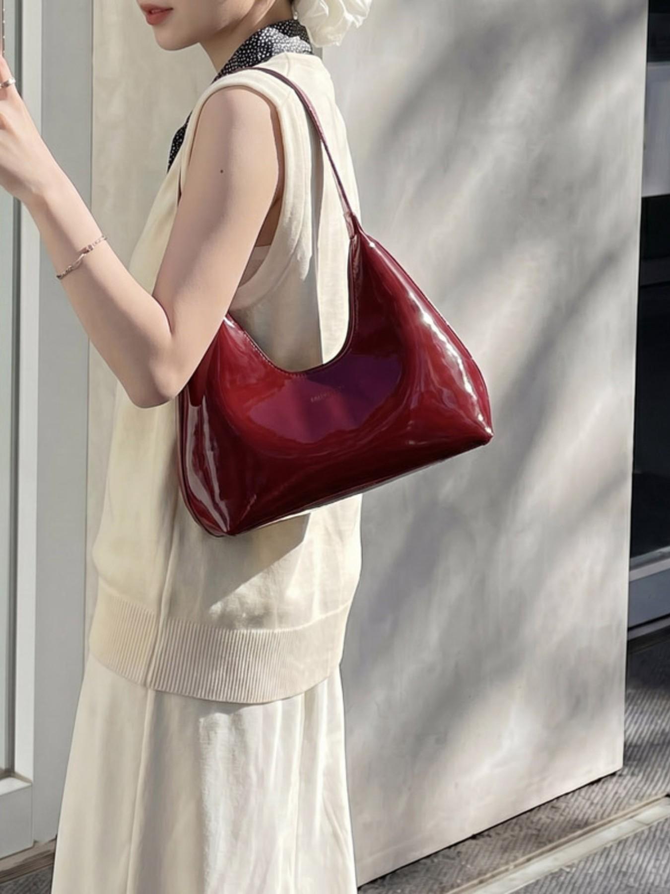 2026 New Fashionable Single Shoulder Bag, Chic Solid Color Retro Glossy Small Square Underarm Bag, Ideal for Commute, Travel, Parties, Shopping, Fashionable Bags