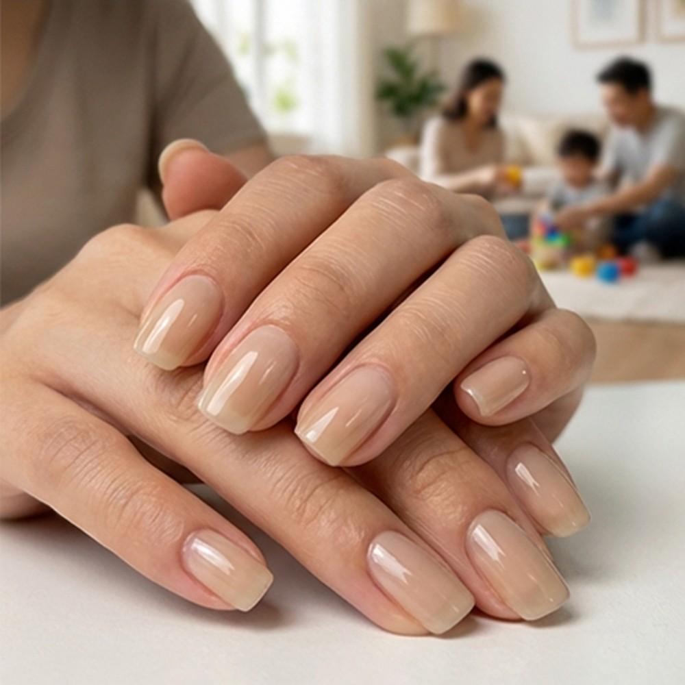 ELL LOUREL New Arrival STRONG Rock Nail Strengthener, Quick-Dry Nail Hardener, Strengthens Brittle, Thin Nails, Protective Nail Care Treatment, Salon Quality DIY Manicure, Perfect Holiday Gift for Nail Lovers, 10ml/0.34fl.oz