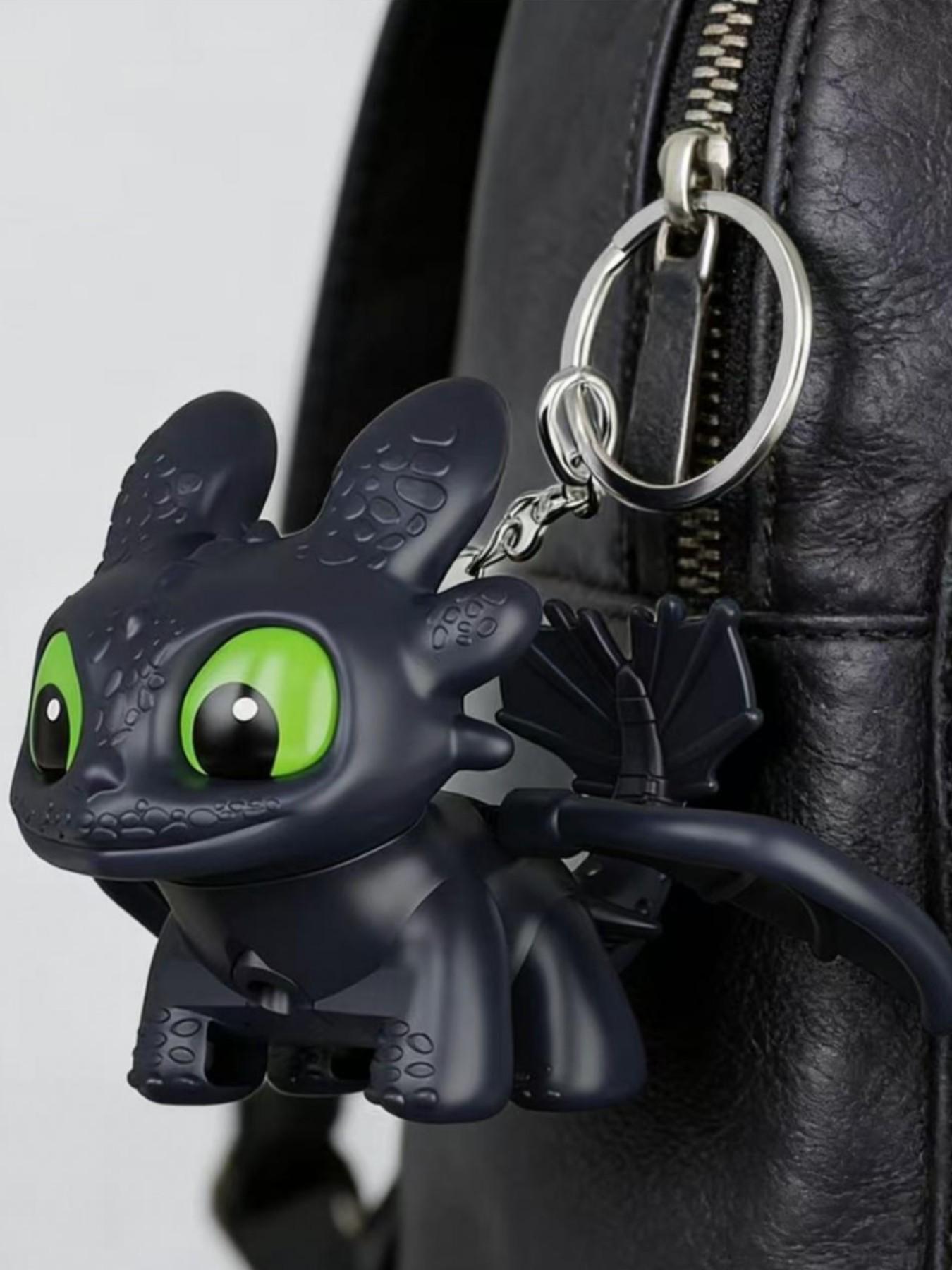 Luminous Dragon Trainer Toothless Keychain, Cute Movable Light-Up Pendant, Unique Gift for Birthday, All-Season Cartoon Style Accessory