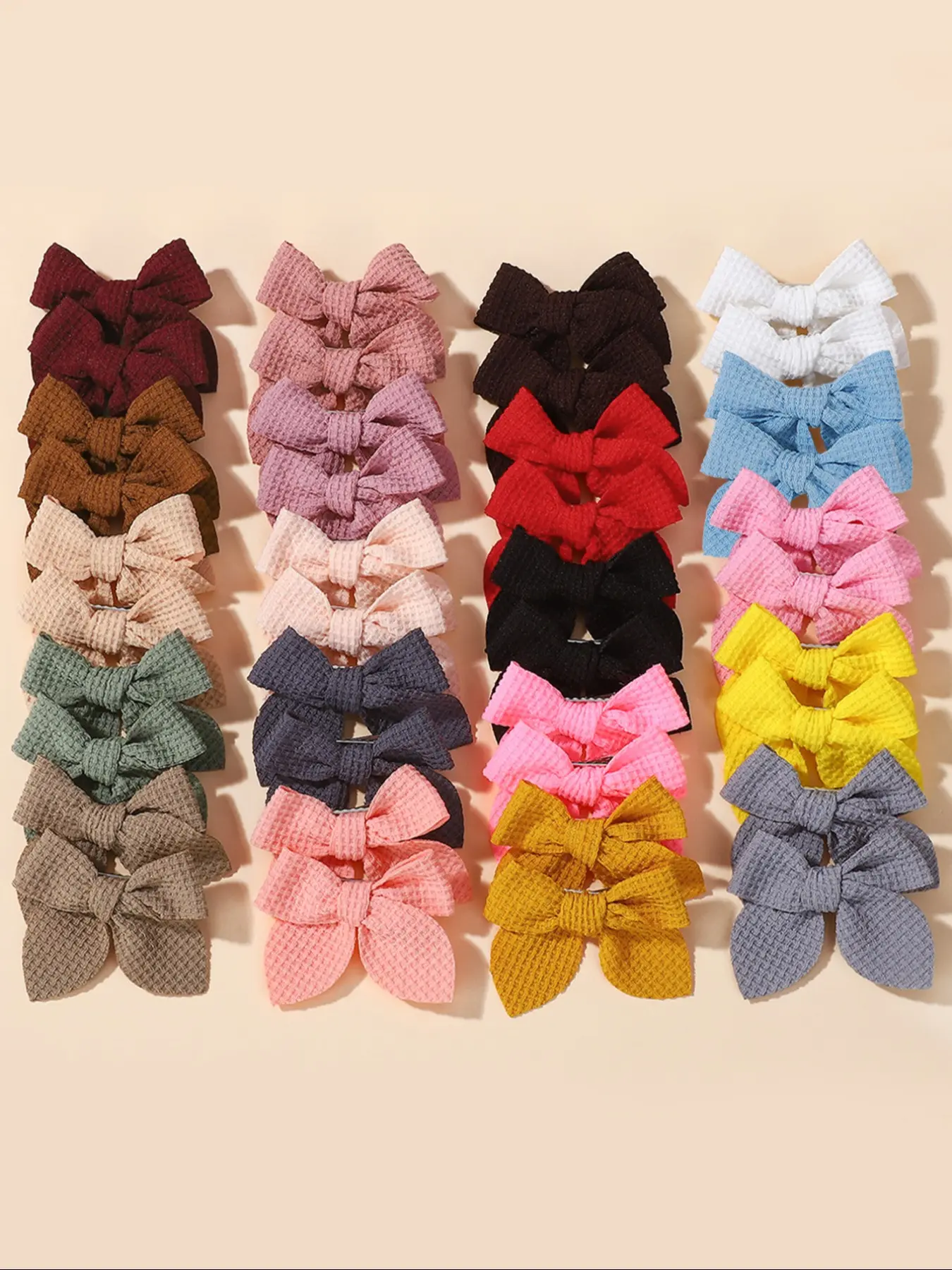 40 Piece Random Moonglow Color Tail Butterfly Hair Clips, Super Cute Clips, Girls' Fashion Classic Versatile Hair Accessories, Stylish and Durable, Hair Clip Set, Hair Decor