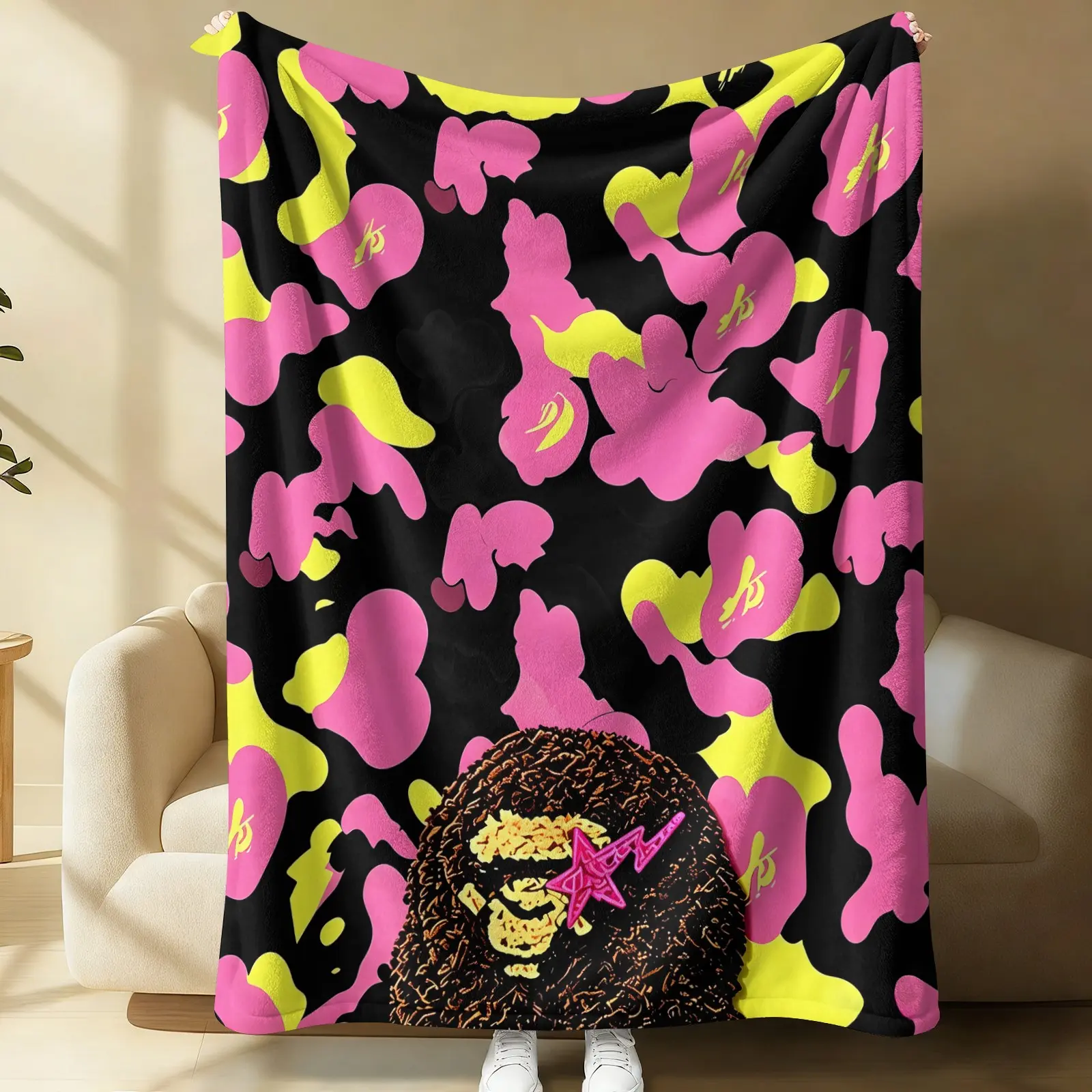 Streetwear Flannel Blanket, Pastel Camo Ape-Head Pink Star Lightning Throw Blanket, Y2K Colorful Camouflage Warm Blanket for Teen Girls, Soft Hypebeast Street Style Gift Blanket, Cozy for Couch Bed Sofa