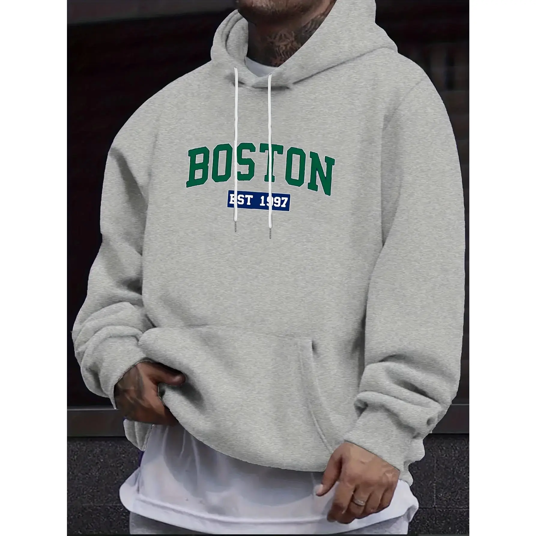 Plus-size fashion hooded sweatshirt with BOSTON English print, fleece-lined plus-size sweatshirt