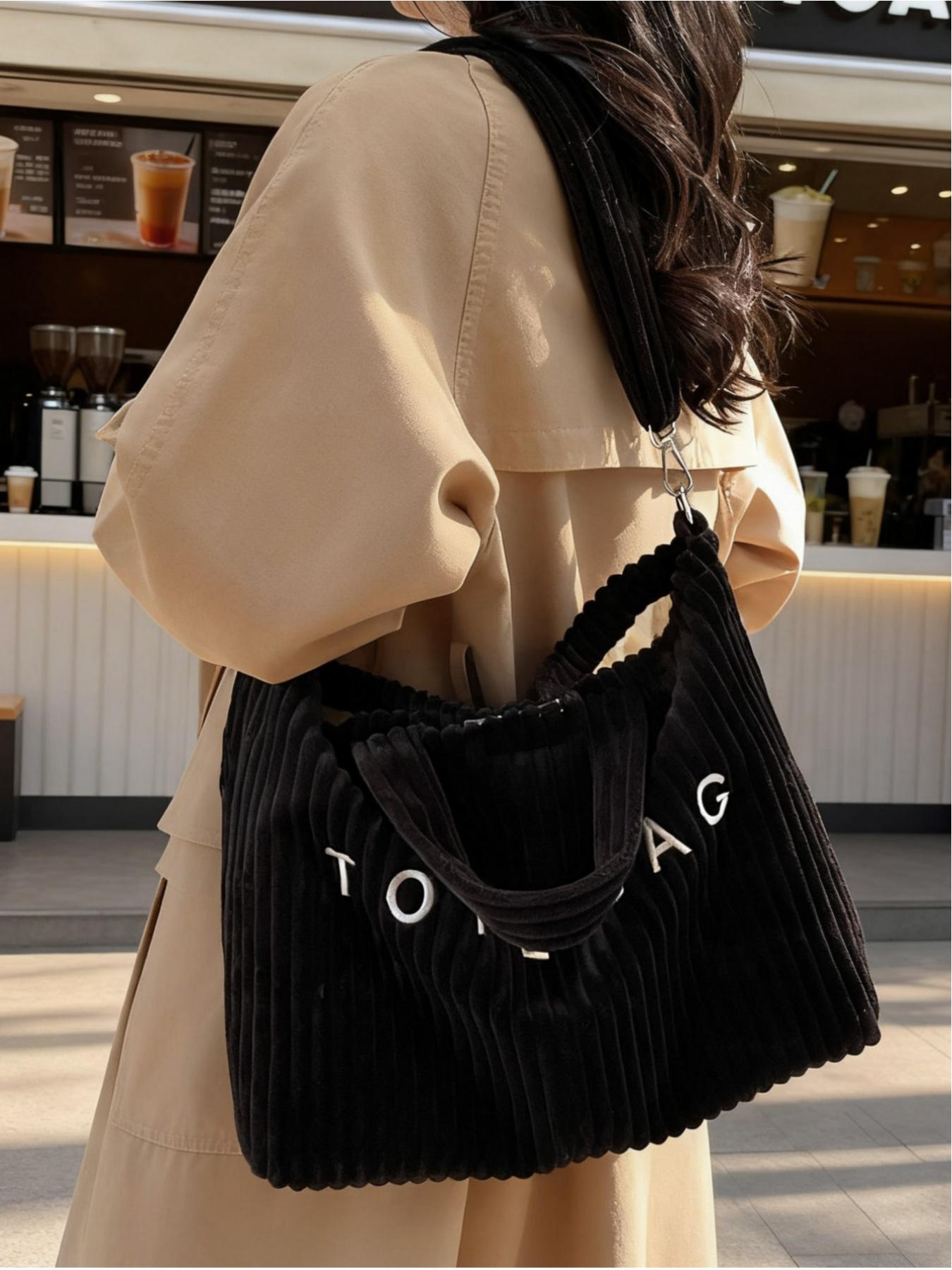 Relaxed fit, large capacity corduroy handbag, Crossbody Purses, casual crossbody bag, commuter shoulder bag, Hobo shoulder bag, tote bag, Casual Handbag Satchel. Suitable for commuting, shopping, leisure outings, work, etc.