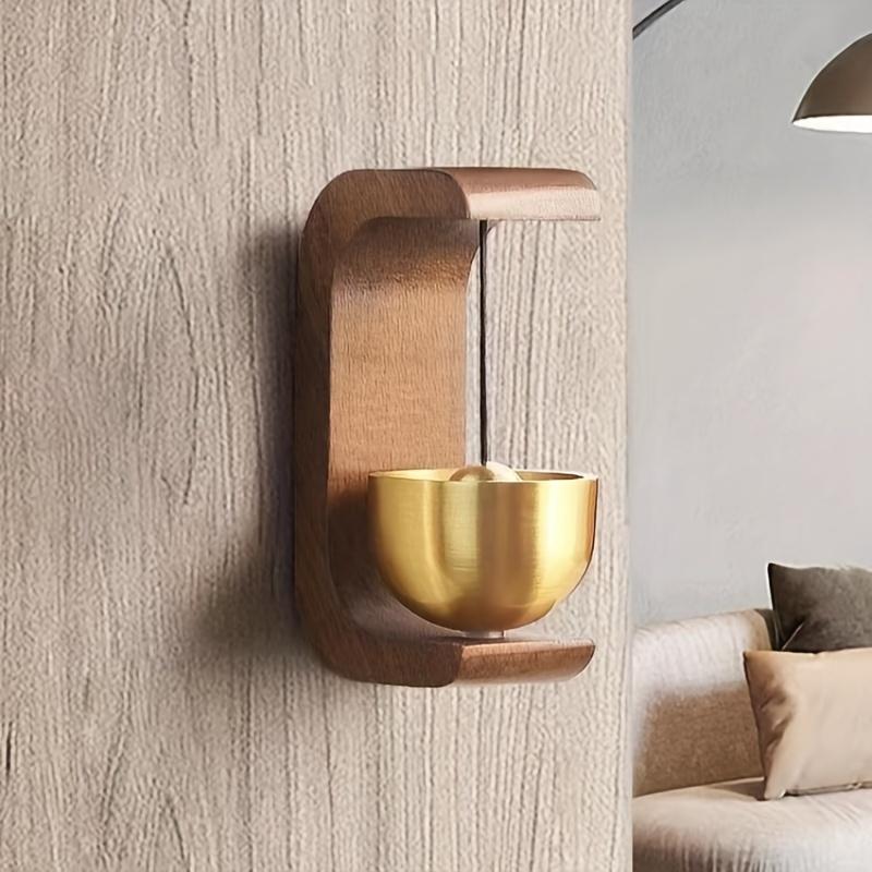 A Japanese-style wind chime with a melodious tone—a traditional hanging bell suitable for home entryways, living rooms, and bedrooms. It serves as both a serene welcoming bell and a unique cultural gift for Zen-inspired decor.