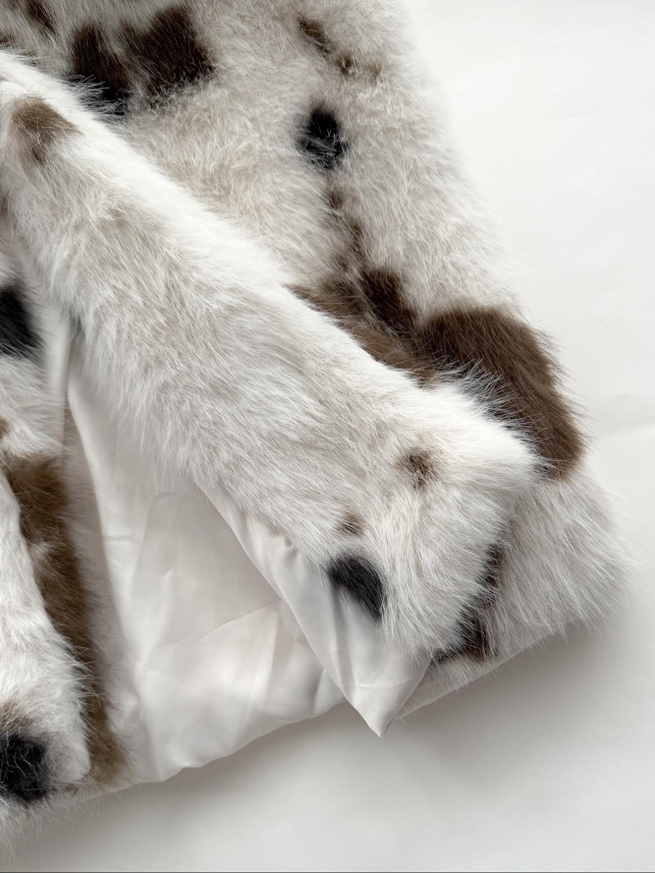 Women's Y2K Faux Fur Coat, Long Loose Winter Jacket, Long Sleeves, Spotted Animal Print Plush Outerwear, Street Style Luxury Warm Overcoat