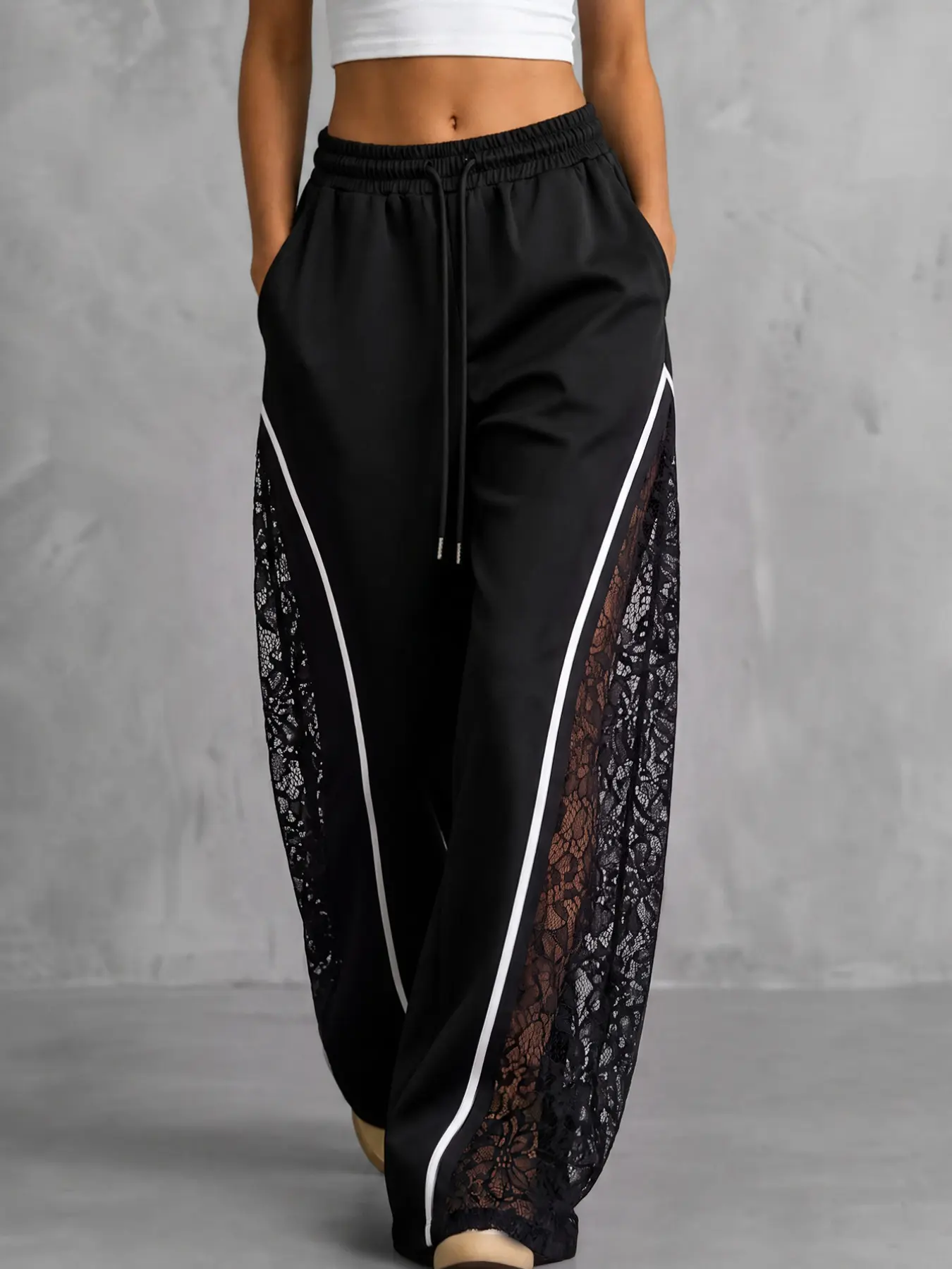 High Street Lace Patchwork Sports Pants, Adjustable Drawstring Waist, Side Colorblock Trim, Loose Wide Leg, Trendy Fashion, Casual Sporty Pants