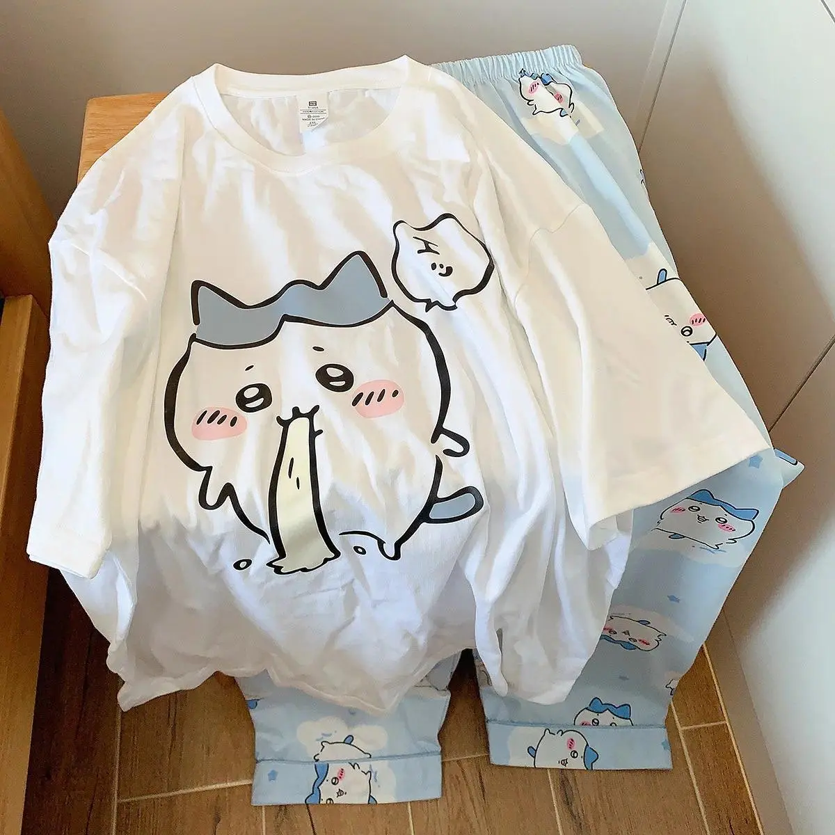 Anime & Manga Chiikawa 2-Piece Loose-Fitting Pajama Set for Boys & Girls, PVC-Resin Character Themed Round Neck Short-Sleeve Top & Pants, Summer Casual Home Clothing, 12 Years Above