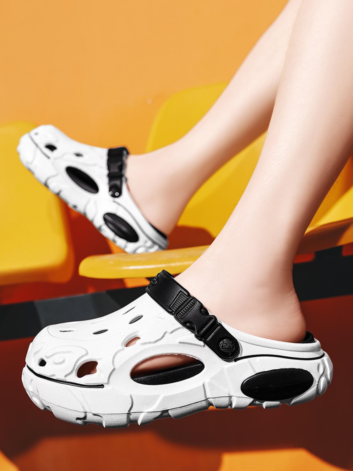 Men's Beach Sandals, Outdoor Lightweight Beach Slippers, Eva Slip-On Shoes, Summer Fashion Outdoor Walking Shoes, Large Size Men's Footwear, Comfortable and Stylish