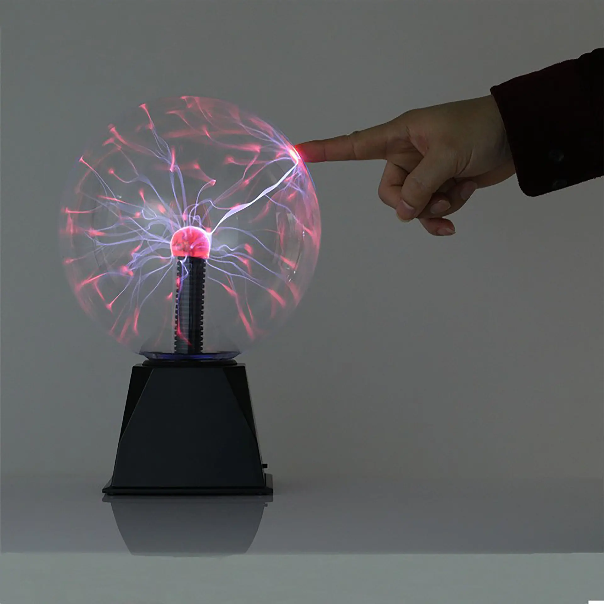 Sound-Activated & Touch-Sensitive Plasma Globe Lamp, Magic Lightning Ion Ball, Collectible Home Decor Ornament with Electric Light Interaction box figure ideal birthday gift