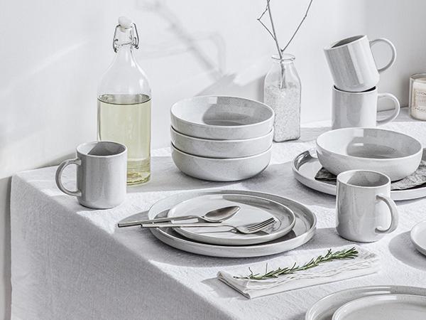 vancasso Sesam 16-Piece Light Grey Stoneware Dinnerware Set | Sesame Glaze Ceramic Dish Set with Dinner Plates, Dessert Plates, Soup Bowls, and Mugs, Service for 4 Tableware