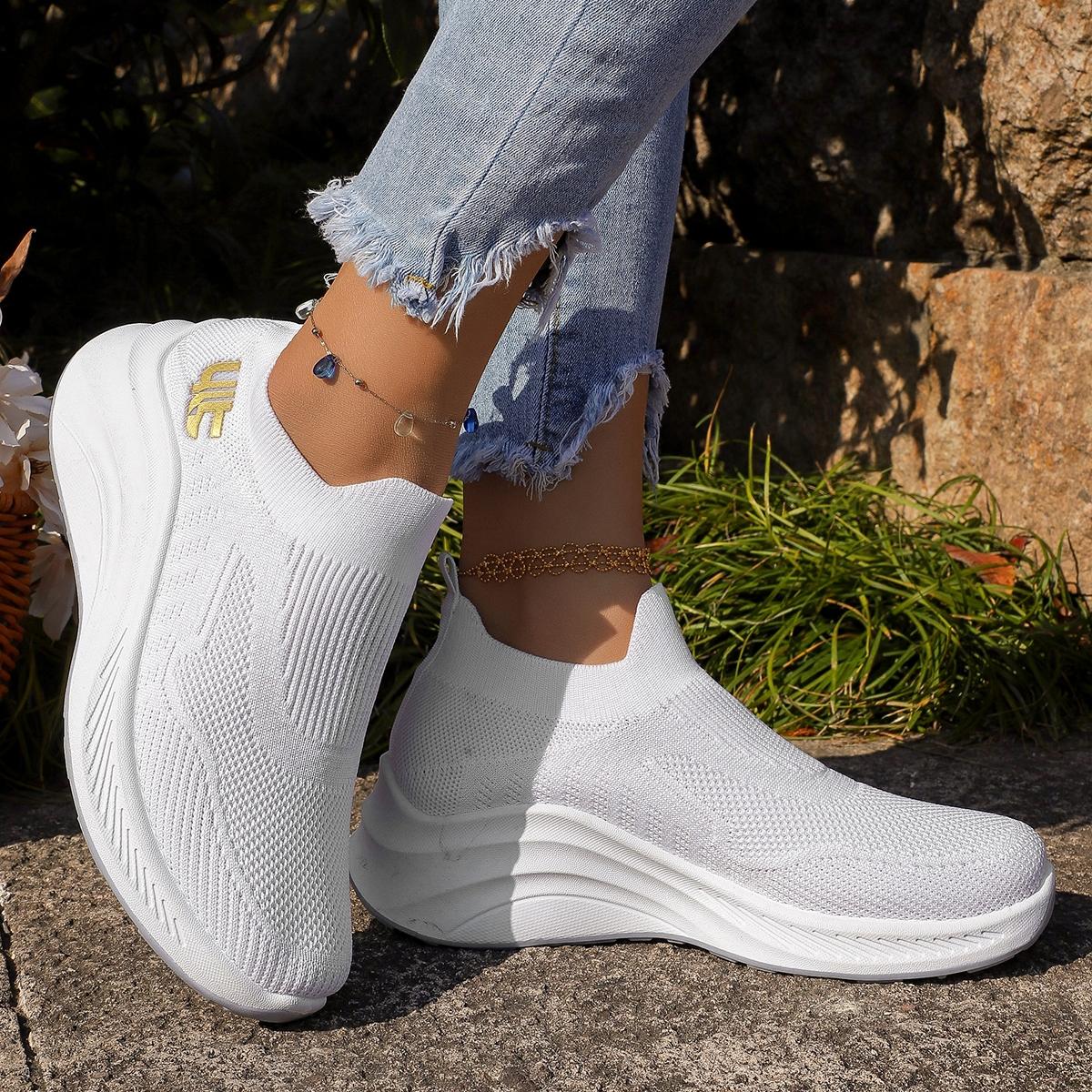 Breathable Womens Walking Shoes Non Slip Sole Lightweight Comfortable for Outdoor Walking and Exercise