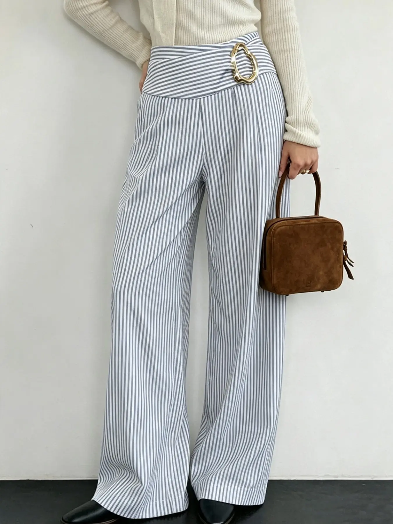 Women Striped High Waist Wide Leg Pants with Irregular Metal Buckle, Soft Flowy Summer Elegant Straight Casual Trousers Suitable for Office Daily Work, Cafe Dating, City Leisure Walks, Beach Holiday Trip, Girls Gathering and Outdoor Holiday Shooting
