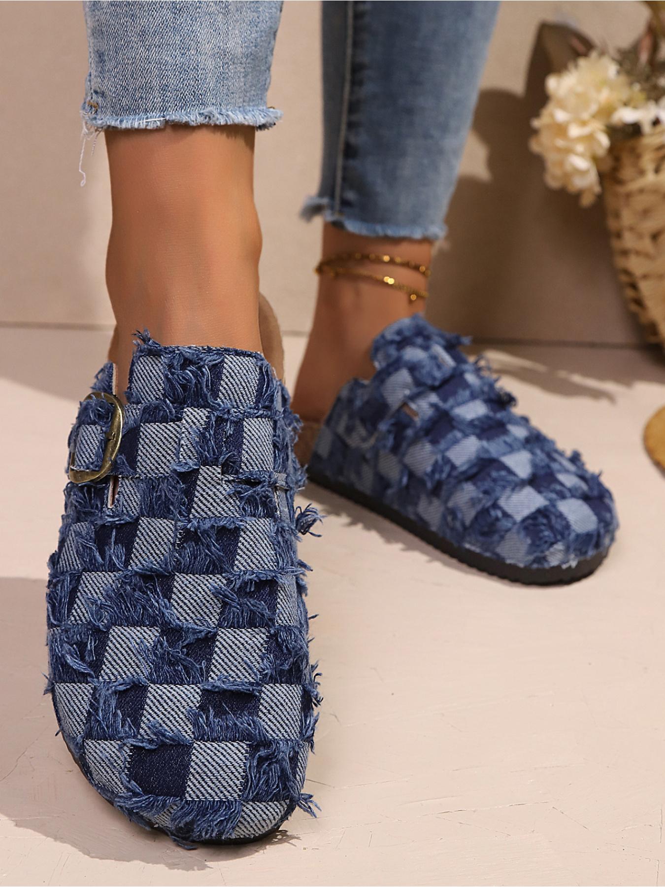 2026 New Women's Frayed Denim Checkered Mules, Vintage Distressed Plaid Closed Toe Clogs, Comfortable Slip On Slides for Summer OutdoorWomen's Black White Checkered Denim Mules, Frayed Distressed Plaid Buckle Strap Clogs, Casual Closed Toe Slides for All