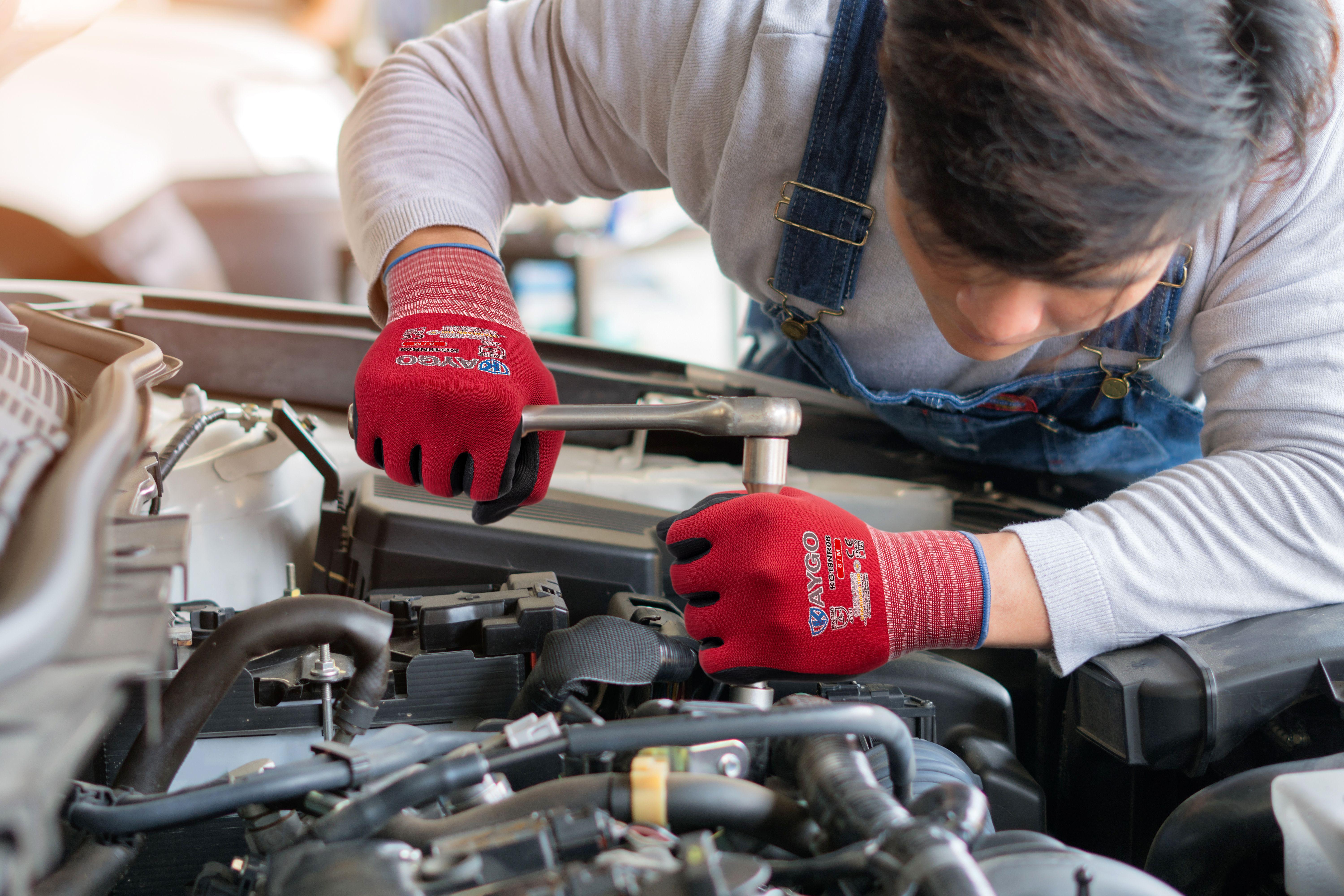 KAYGO Safety Work Gloves MicroFoam Nitrile Coated, KG18NB,Seamless Knit Nylon Glove with Black Micro-Foam Nitrile Grip, Ideal for General Purpose, Automotive, Home Improvement