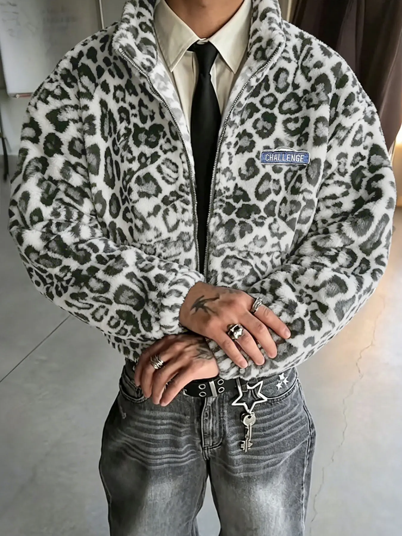 Men's Oversized Leopard Print Fleece Stand-Collar Zip-Up Jacket, Zip Up Jackets, Y2K Retro Street Style, Ideal for Street Shooting, Daily Autumn Wear, Weekend Gatherings and Casual Outings