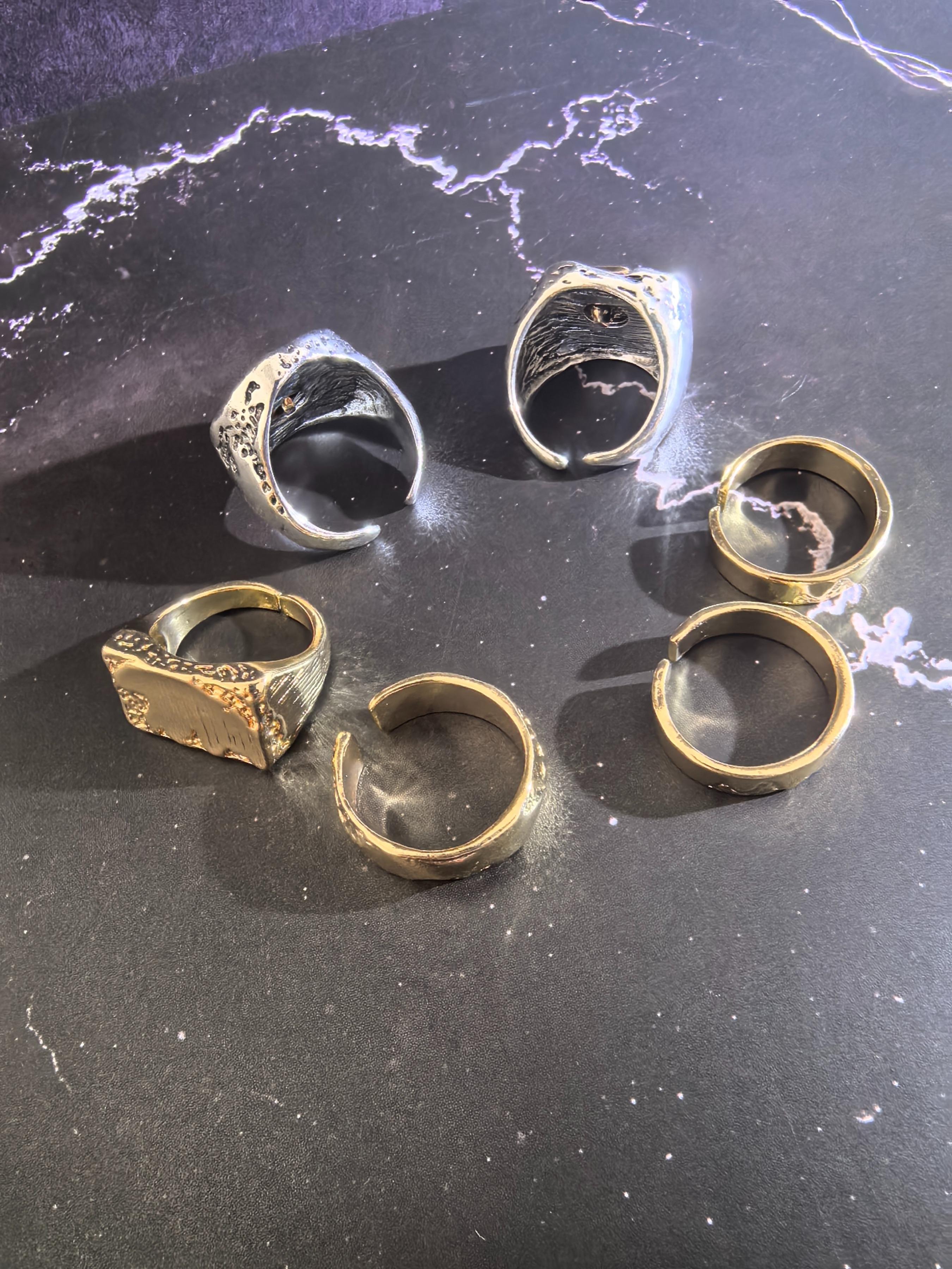 6 Pcs Bold Lava Texture Letter Rings, Streetwear Hip Hop Colorblock Metal Rings, Vintage Distressed Open Cuff Rings, Hip Hop Jewelry