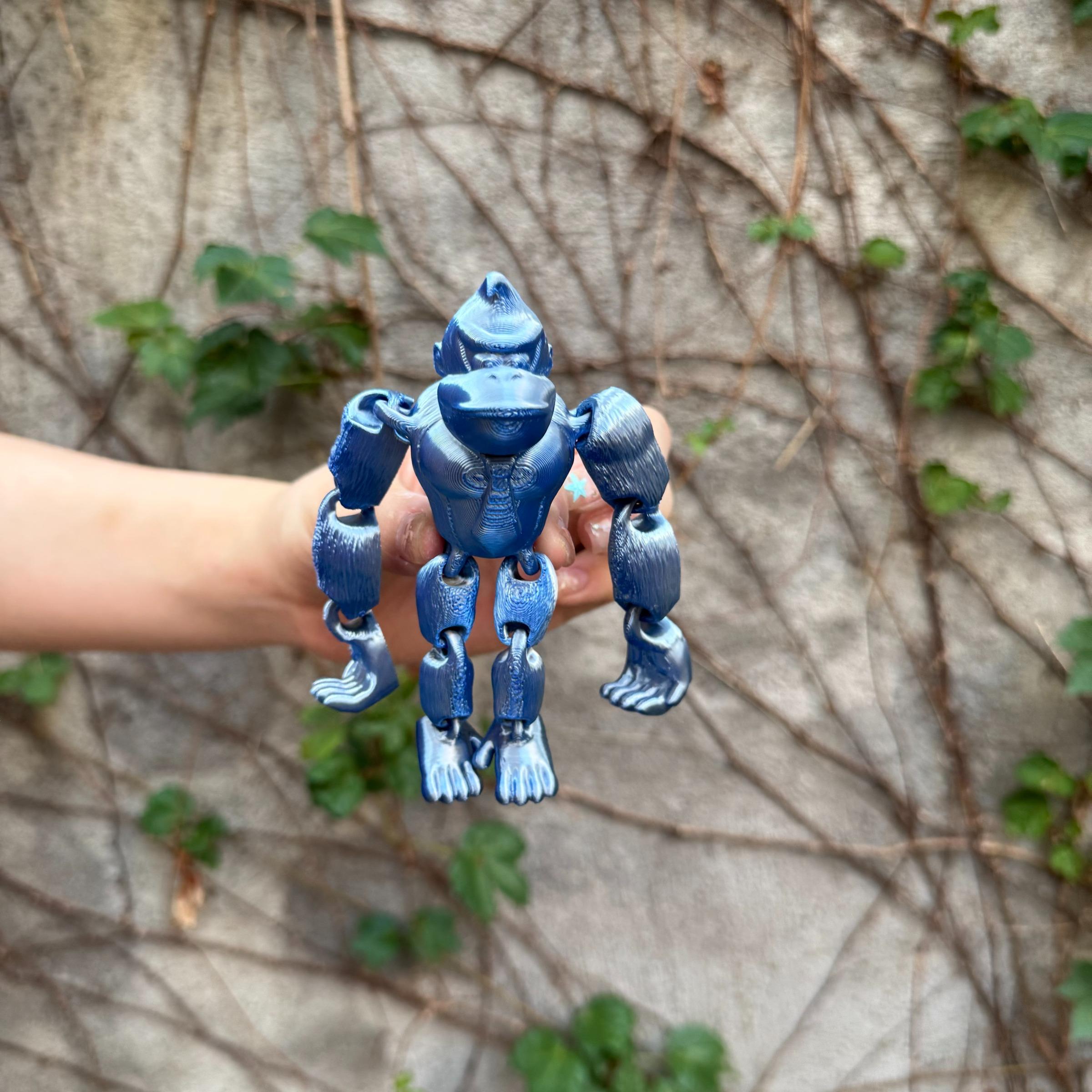 3D Printed Long Arm Gorilla Figurine, Home Decor, Realistic Eyes, Moveable Joints, Articulating Animal Figurines, Christmas Gift, Birthday Present, Animal Statue