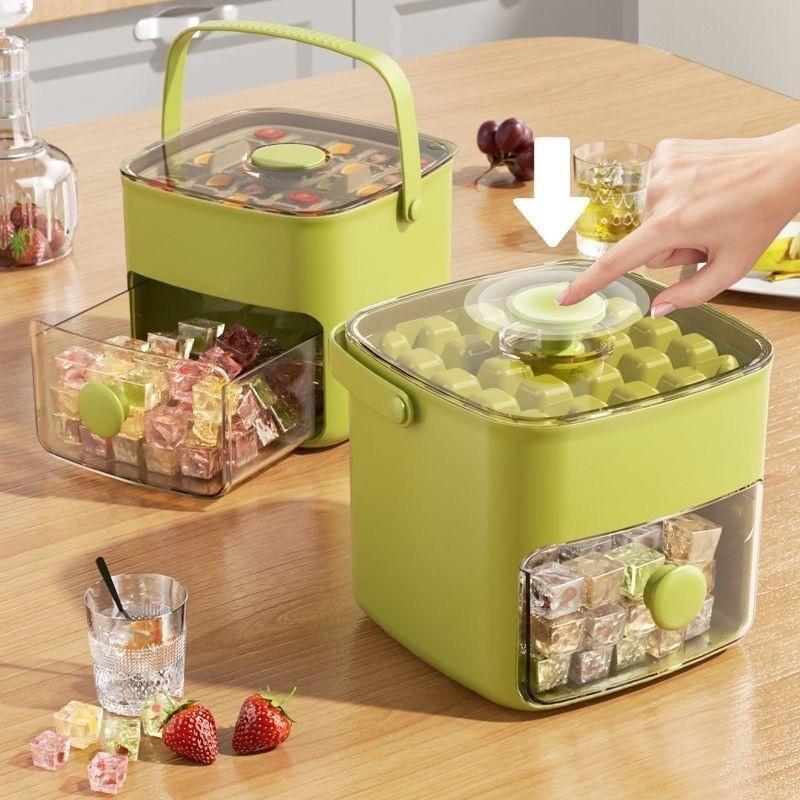 Compact Ice Tray with Lid and Trash Bin, Mini Press Ice Maker, Space-Saving Small Ice Bucket with Clip, Ideal for RV, Office, Mini Fridge, Water Bottle