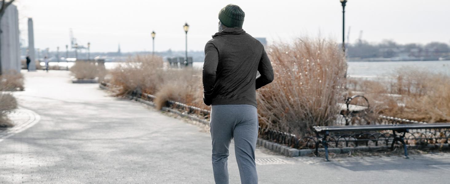 HOPLYNN 5 Pack  Men's Athletic Hoodies Long Sleeve Fishing Shirts for Men Shirts Lightweight Rash Guards gym outfits  workout tops  gym shirts