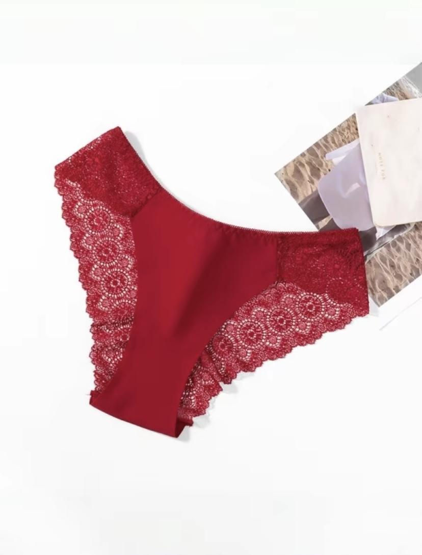 12 pieces set of Halloween themed wavy edge women's panties with pumpkin skull all-over print triangle underwear, slim fit, comfortable, non-sexy women's underwear, suitable for festivals and daily wear in spring, summer, autumn, and winter.