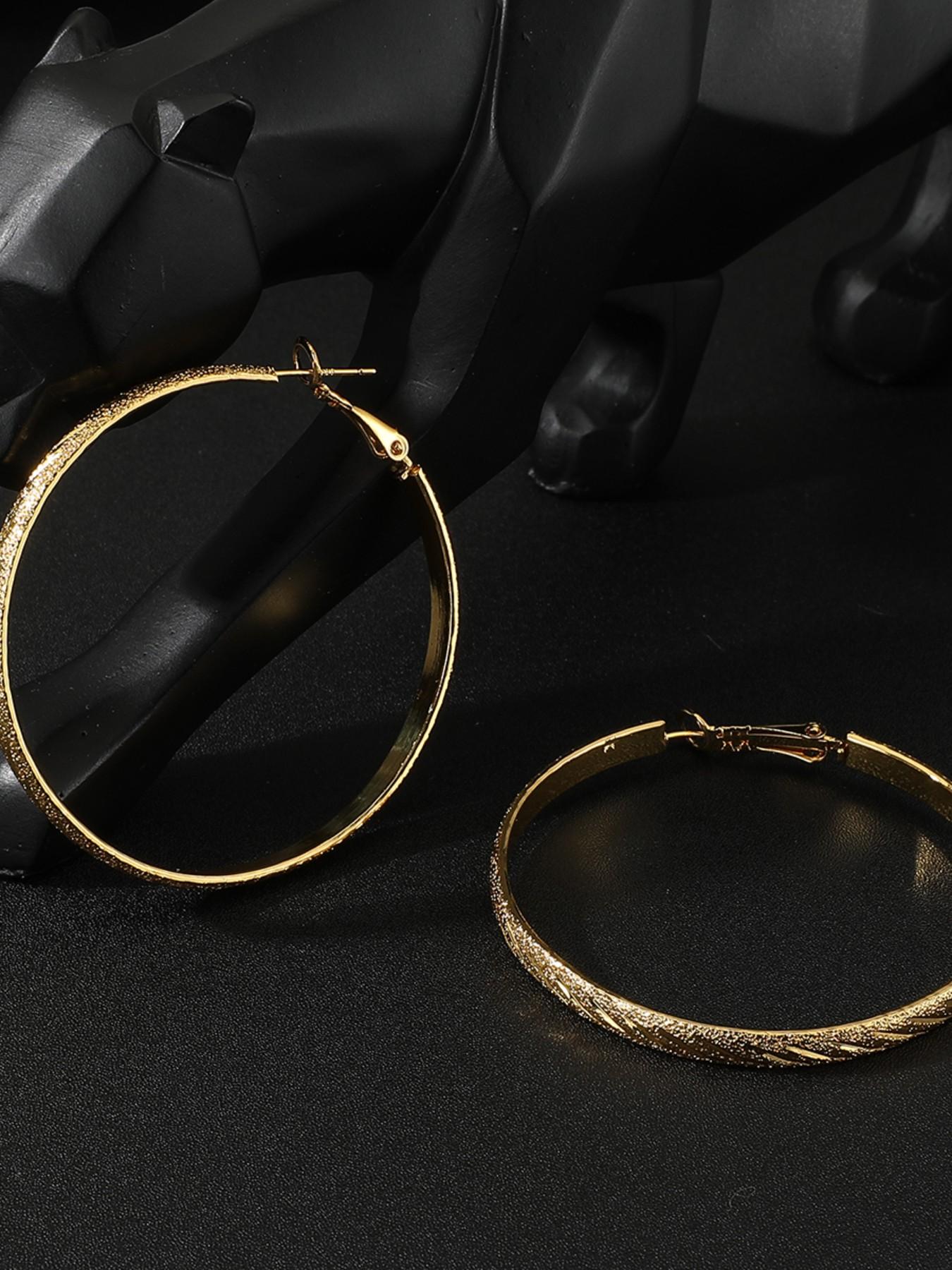 Large Matte Earrings for Women, Vintage Car Flower Statement Ear Cuffs, European and American Style, Trendy Personality Jewelry