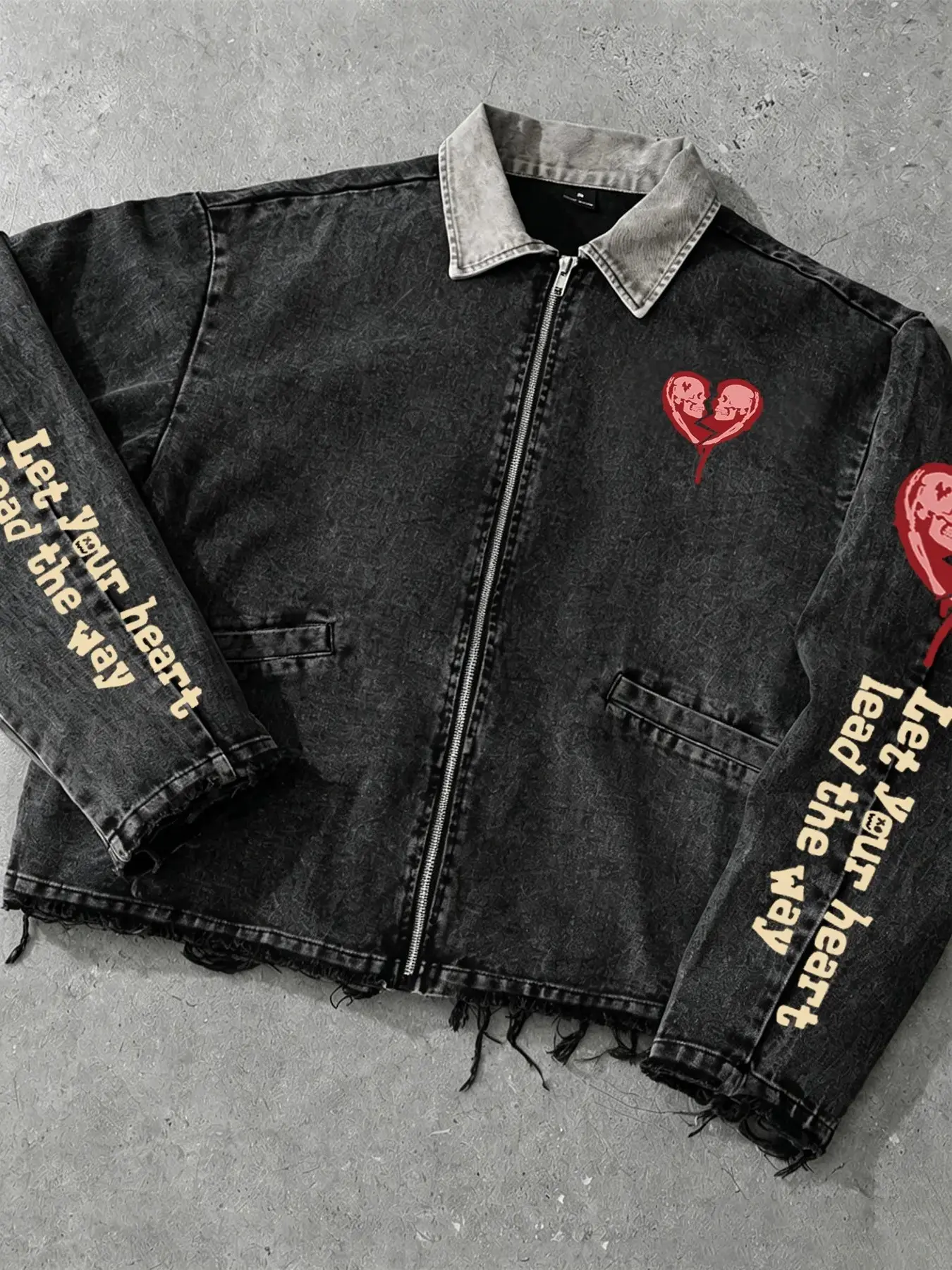 American Vintage Distressed Casual Jacket for Women, Skull Heart Graffiti Print, Short Hem Zipper Coat, High Street Fashion Top