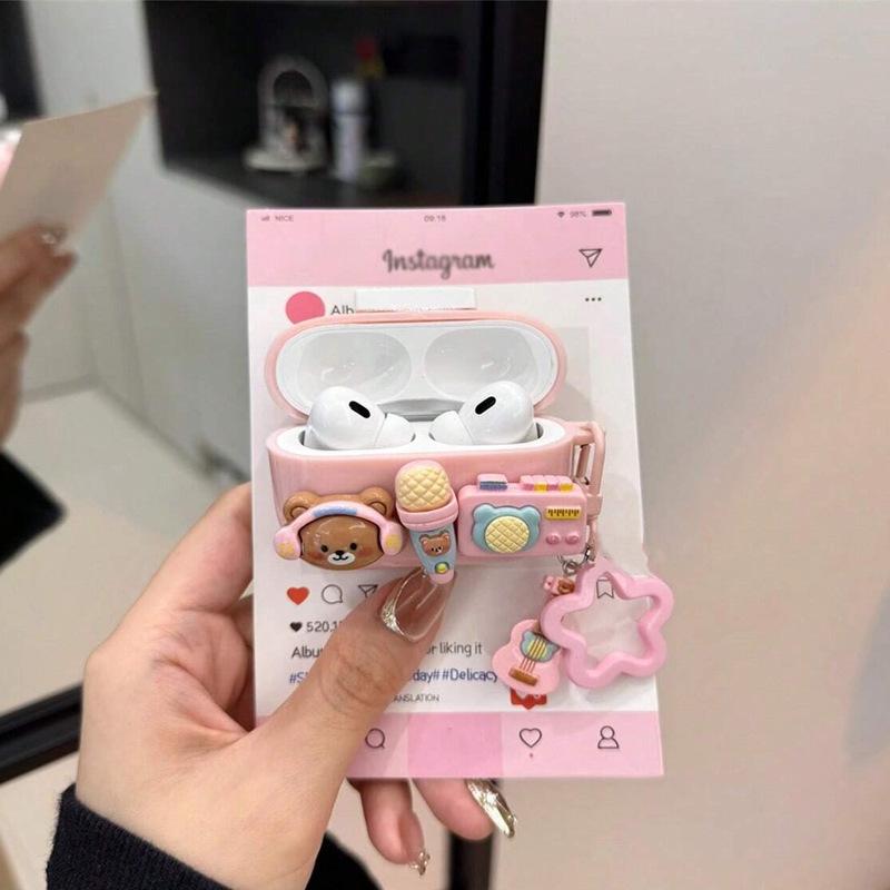 Cute Cartoon Bear Earphone Case, Kawaii Anti-Drop Protective Cover with Pendant, Compatible with Wireless Earbuds