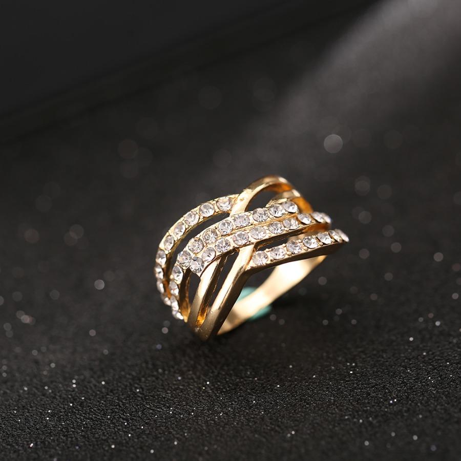 Twist diamond ring, ring women's hollow engraved diamond ring