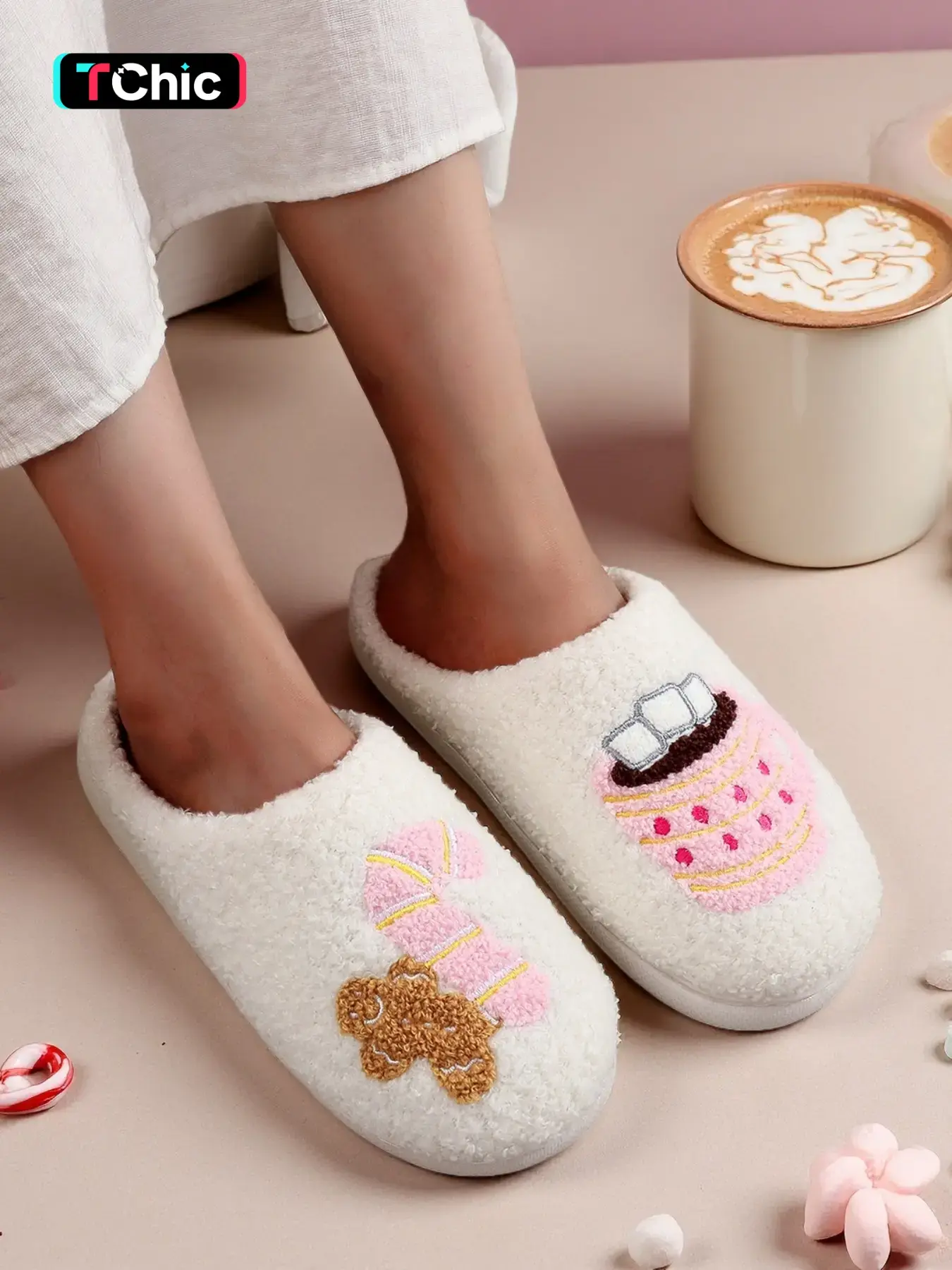 Christmas Plush Slippers, Embroidered Gingerbread Man Cane Cocoa Cup Design, Warm Indoor Outdoor Non-Slip Shoes for Fall Winter