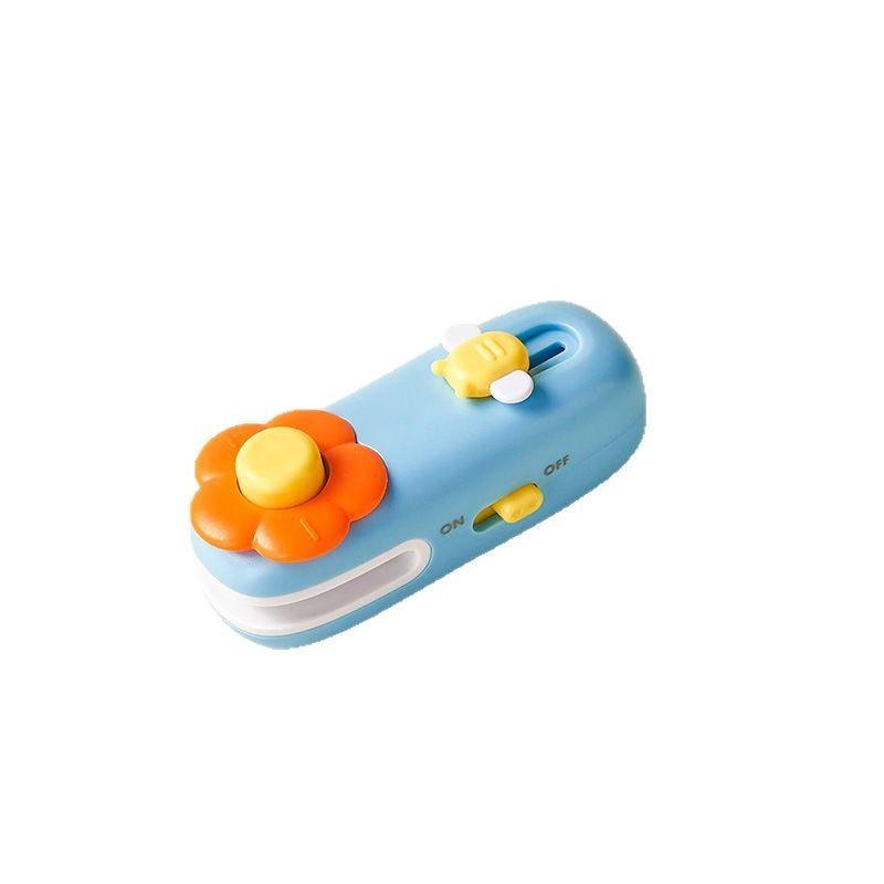 Mini sealing machine Small household sealing machine Hand pressure sealing machine Snack bag Magnetic attraction