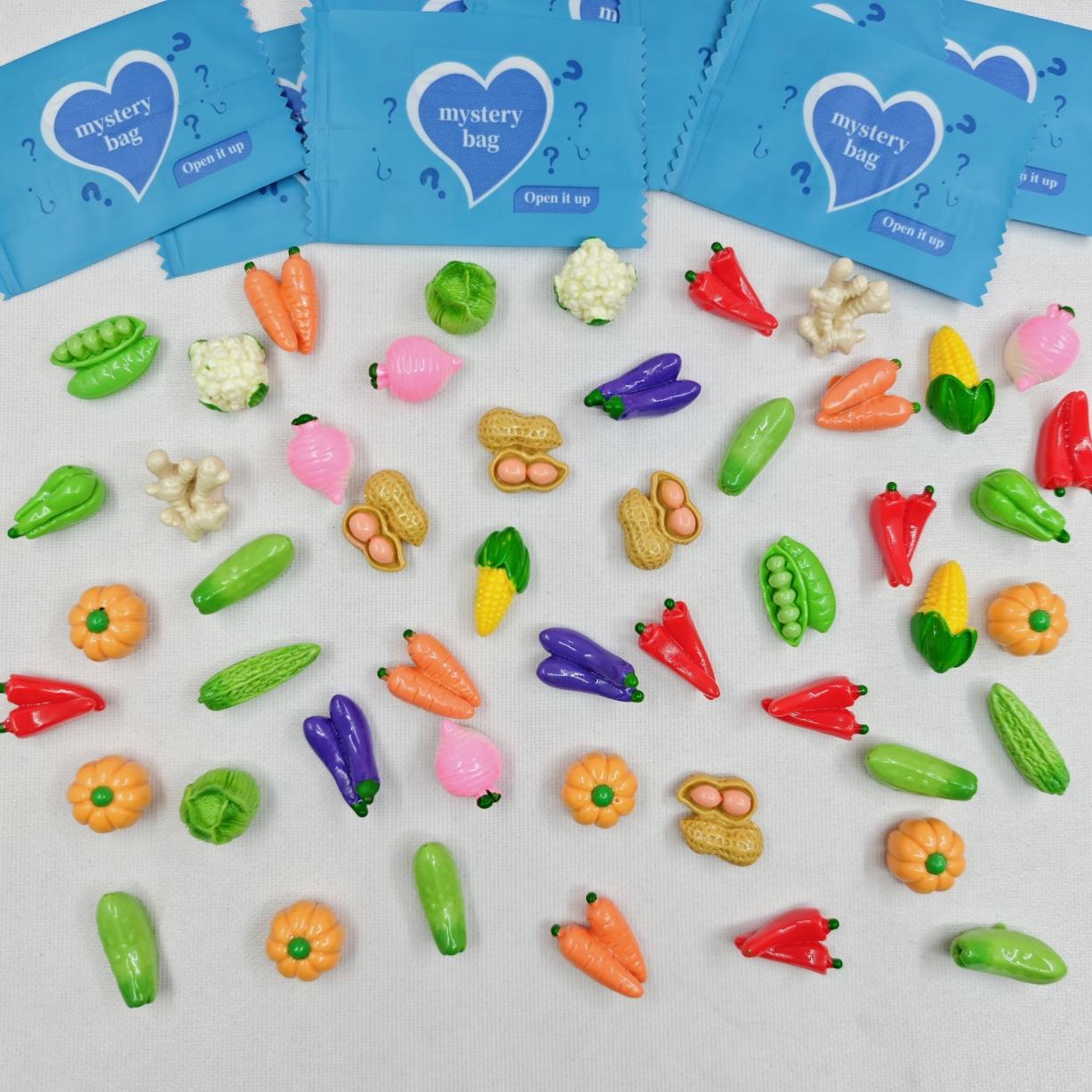 10pcs Glossy Realistic Vegetable Series Blind Bag Miniature Food Toys, Resin Radish Cabbage Chili Lettuce, Creative DIY Toy Accessories