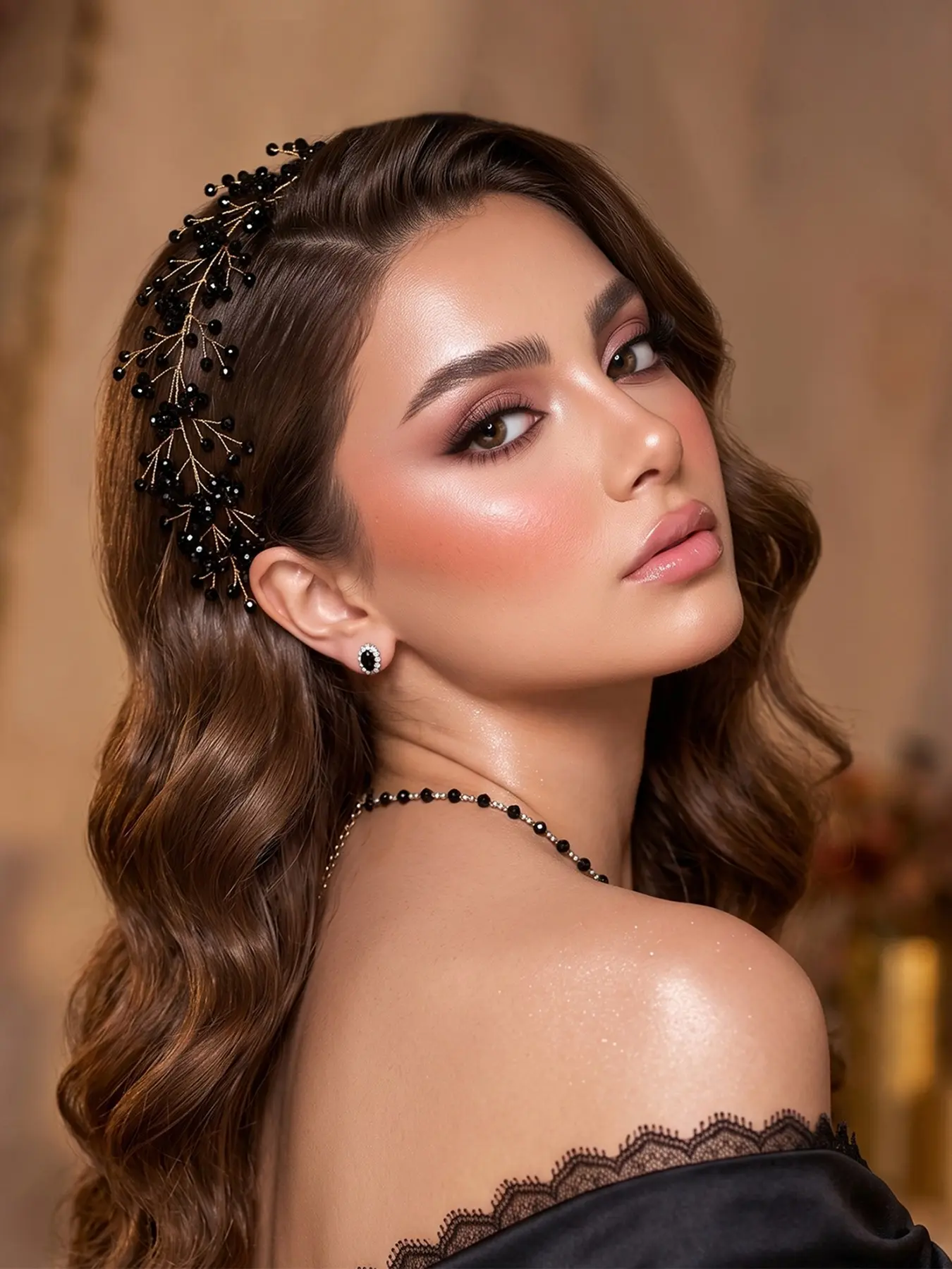 Elegant Crystal Headband, Fashionable All-Season Hair Accessory, Perfect for Weddings and Parties, Ladies' Stylish Daily Wear