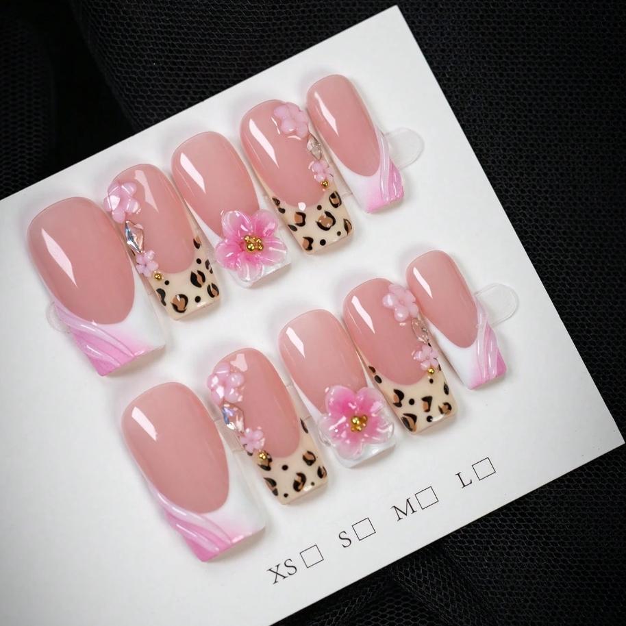 10pcs Y2K Style Leopard Print Pink Flower Press On Nails, Gold Bead Square Nails, Salon Quality Nails, Nude Pink Gradient, Sparkling Diamond Embellishment, Suitable For Daily, Party, Outdoor Use