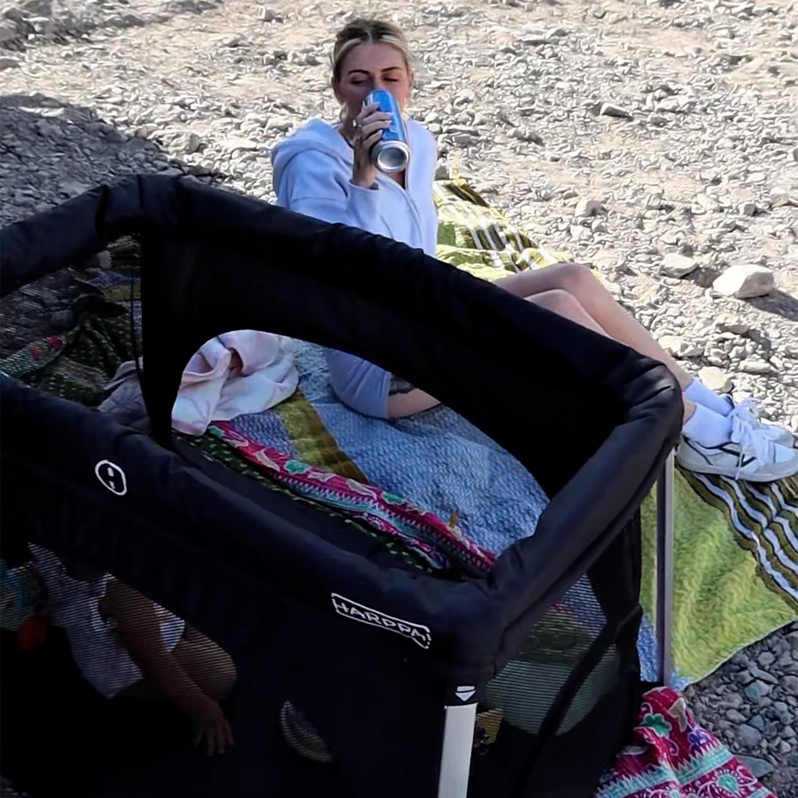 HARPPA Rossi | Lightweight Pack n Play Travel Crib & Playard – Portable Foldable Playpen with Mattress, for Newborns, Infants & Toddlers