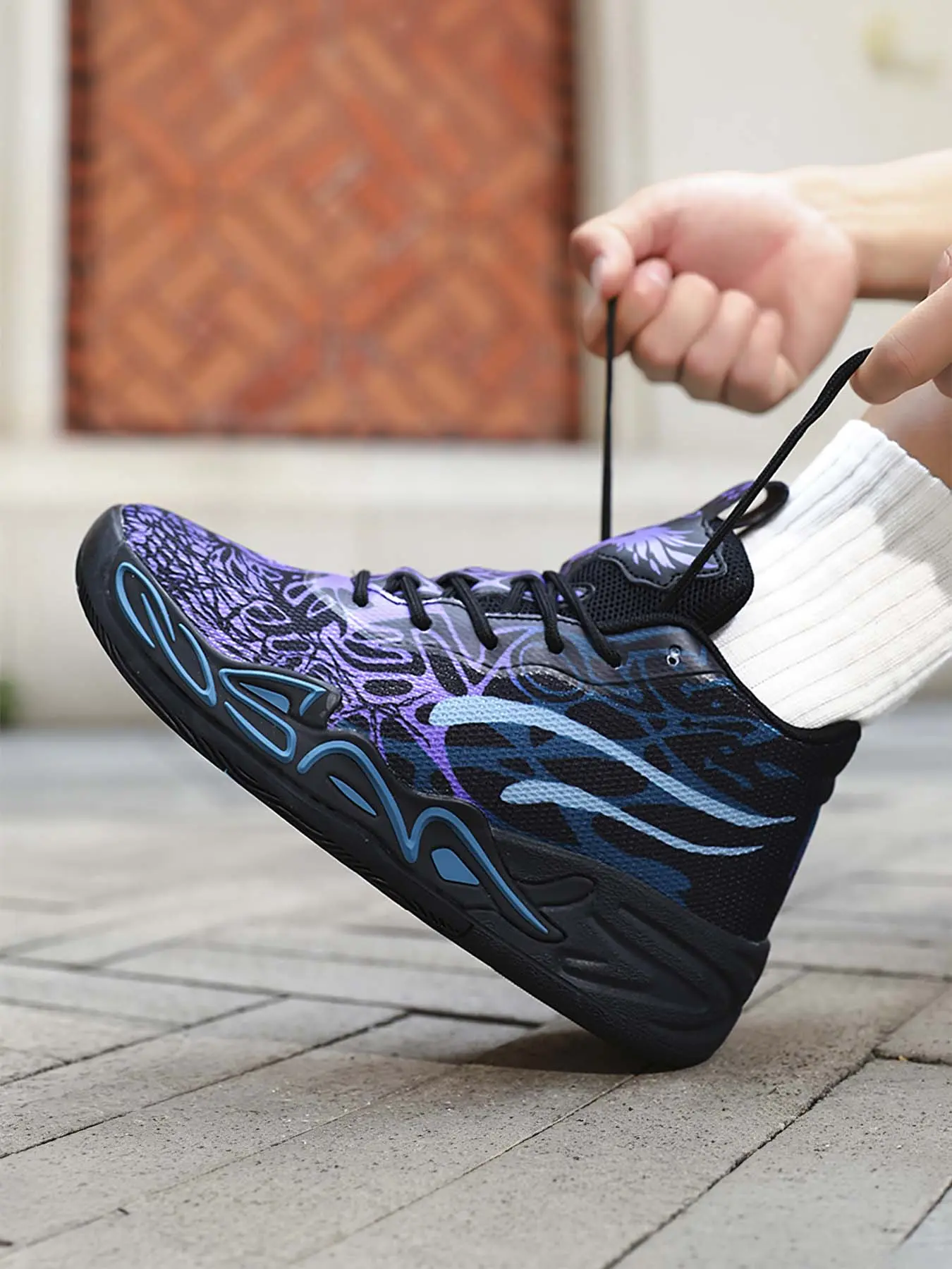 Men's High‑Top Breathable Mesh Basketball Shoes, Non‑Slip Wear‑Resistant Outsole Shock‑Absorbing Practical Athletic Sneakers