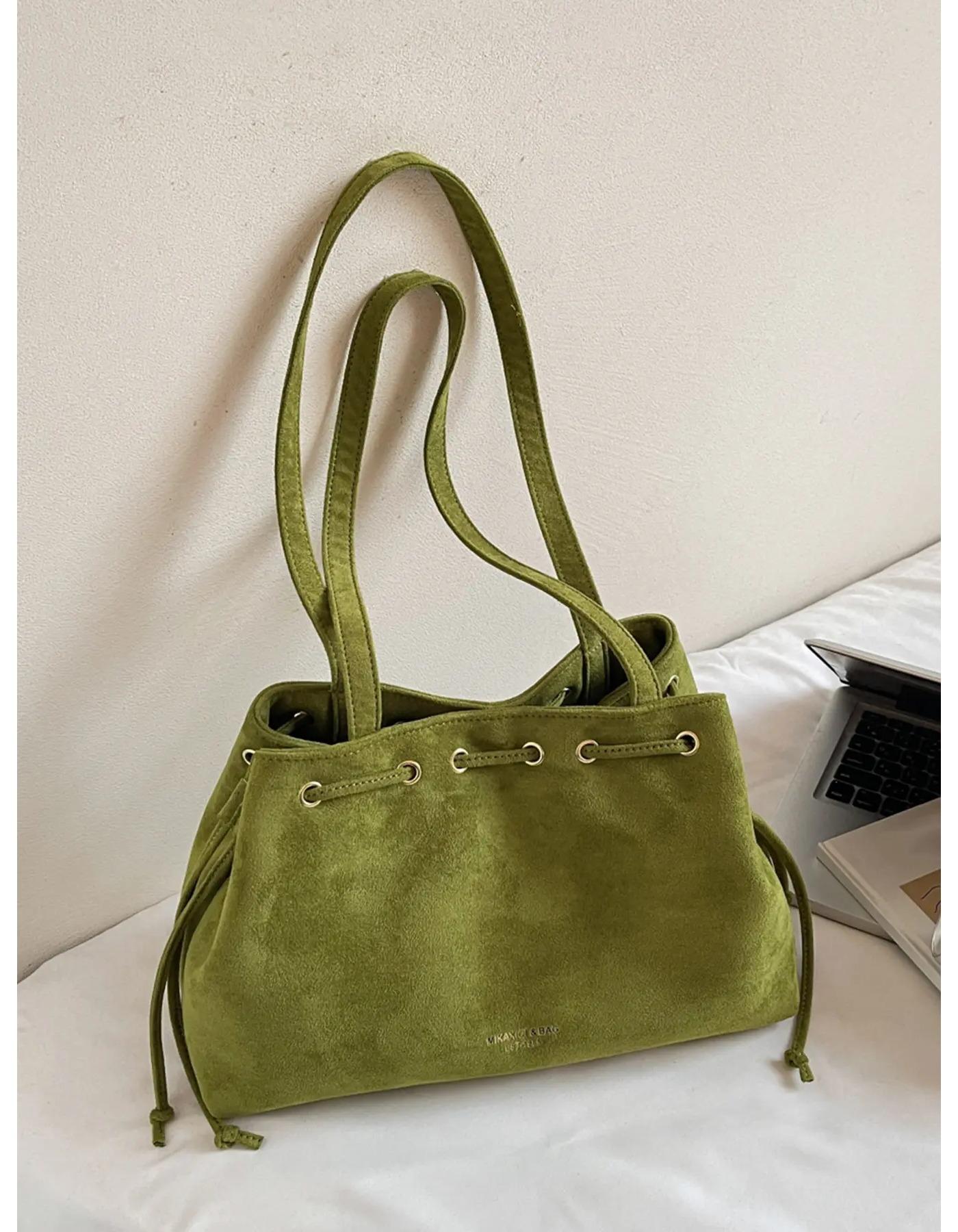 Retro Exquisite Relaxing Drawstring-Closure Tote Bag for Women, Chic Adjustable Large-Capacity Everyday Purse, Gym & Commuter Bag for Files, Tablets, Dates