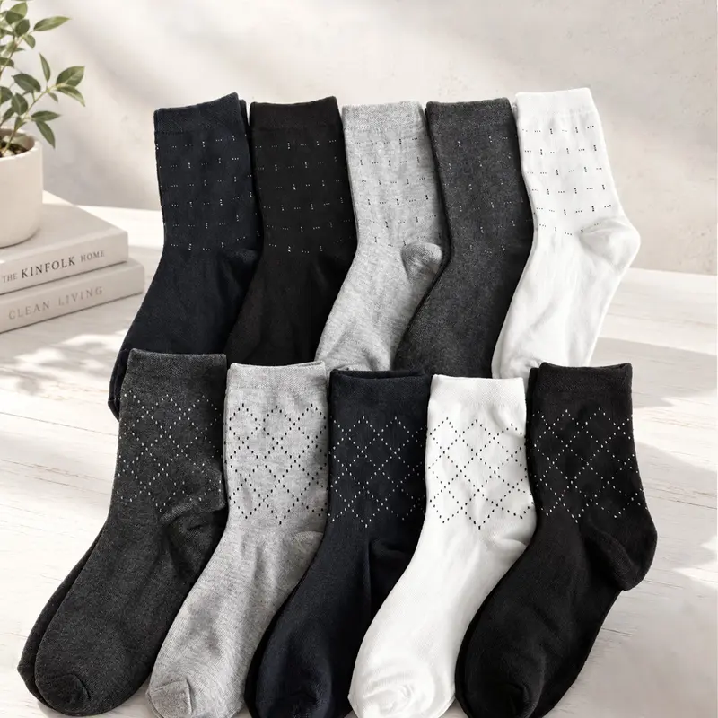 10 Pairs Random Men's Dress Socks, Breathable Argyle & Plaid Pattern Crew Socks, Multicolor Business Casual Mid Calf Socks for Work, Casual Daily Socks