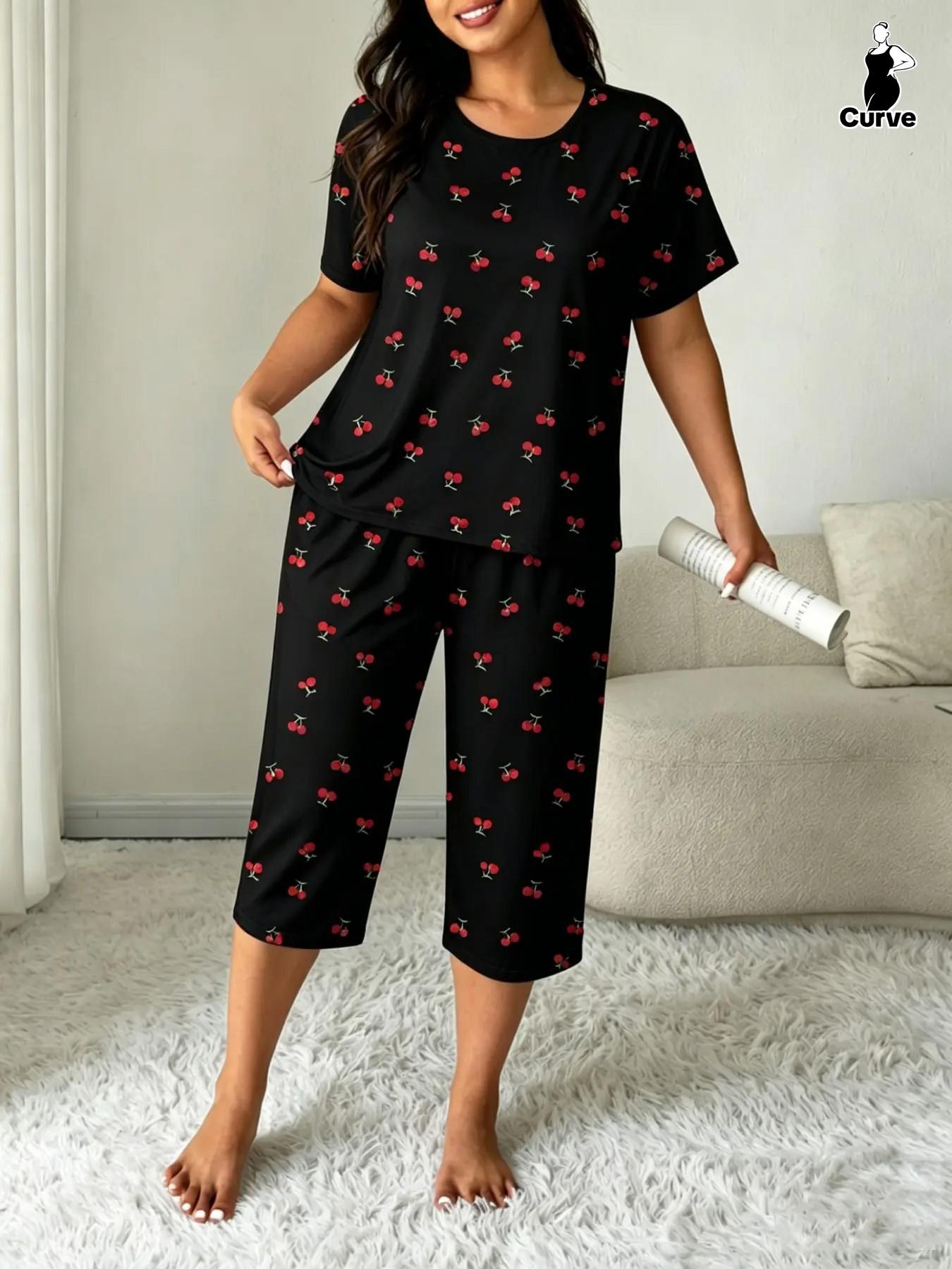 Plus-Size Women's Cherry Print Round Neck Short Sleeve Top and Capri Pants Set, Casual Pajamas Set, Comfortable Sleepwear