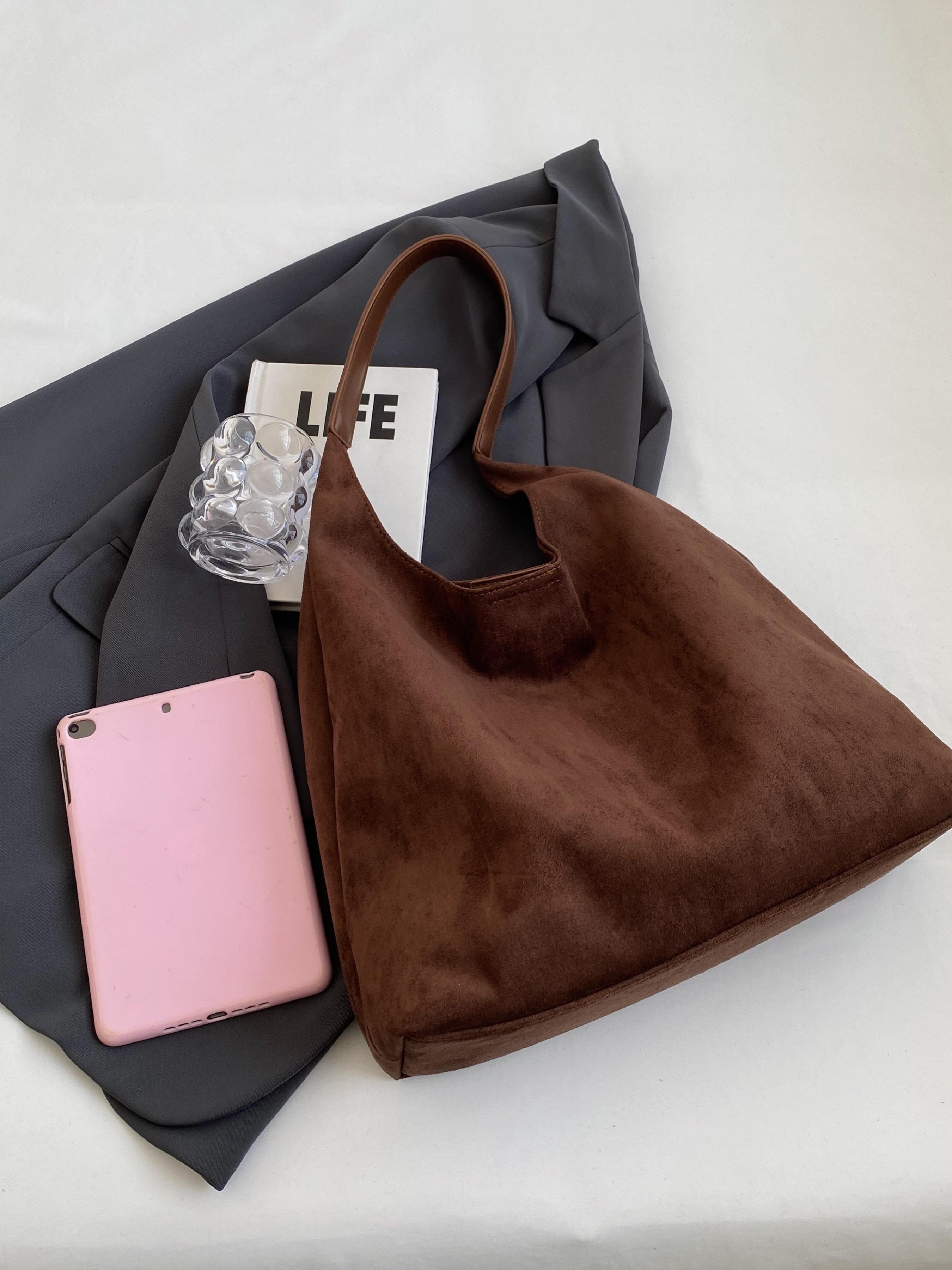 Elegant Shoulder Clutch Bag, Fashionable Shoulder Bag, Contemporary Plain Design, Large Capacity Commuter Fashion Accessory, Perfect for All Seasons