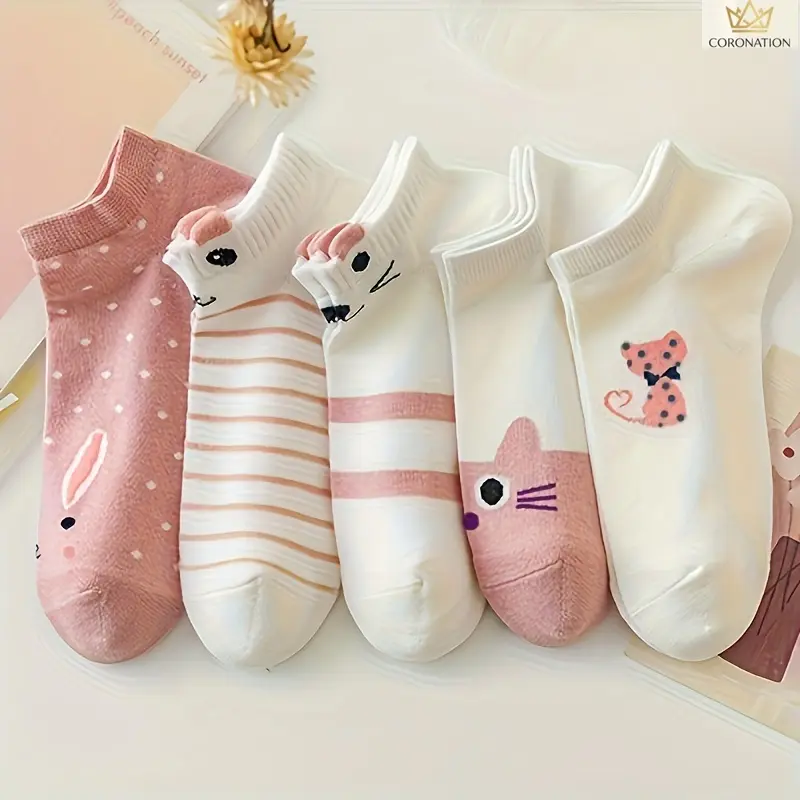 Women's 5-Pair Cute Cat Print Crew Socks - Female Socks, Aesthetic Cartoon Animal Pattern, Kawaii Soft Cotton Blend, Breathable Stretch Fabric, Comfy for Home, Work, Gift Ideas (Leisure Aerobics Use), Crew Length