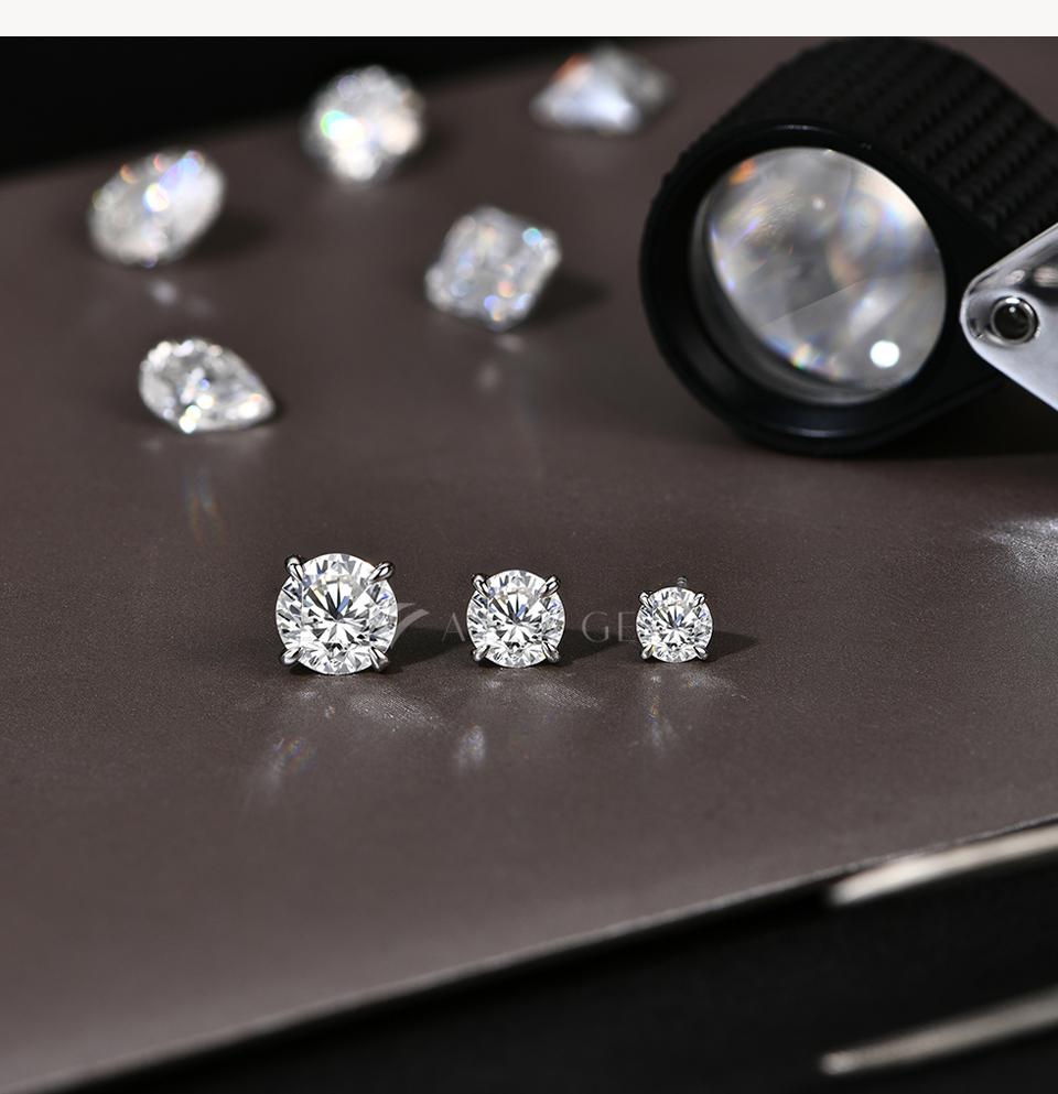 D/VVS1 Color Round Cut 0.5CT/1CT/2CT Classic Synthetic Moissanite Unisex 4 Prongs Ear Stud for Women Men Sparkling Hippop Wedding Jewelry E036