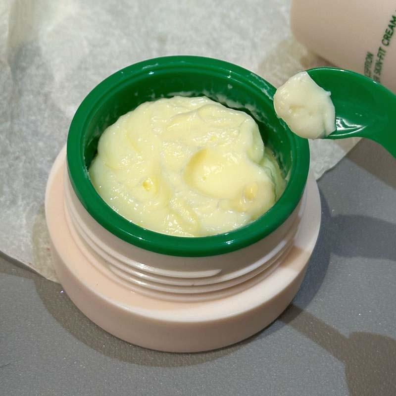 HERORANGE Multi-Use Face Primer Cream Hydrating Blurring No Caking Glass Skin Natural Glow Long-lasting Wear Beginner Friendly Everyday Essential. Face Primer, Blurring Primer.