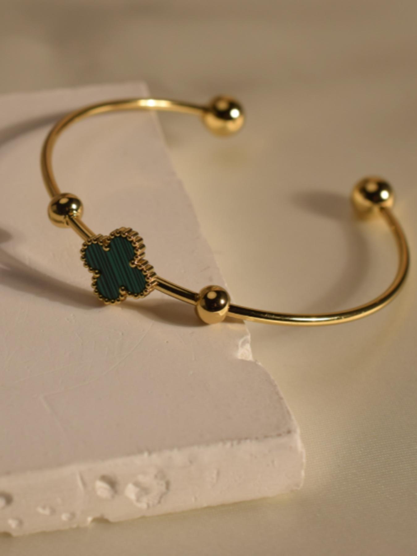 Luxury Clover Bracelet, Unique Court Style Korean Four-Leaf Clover Stainless Steel Open Bracelet, Perfect for Daily Wear, Women's Fashion Accessory