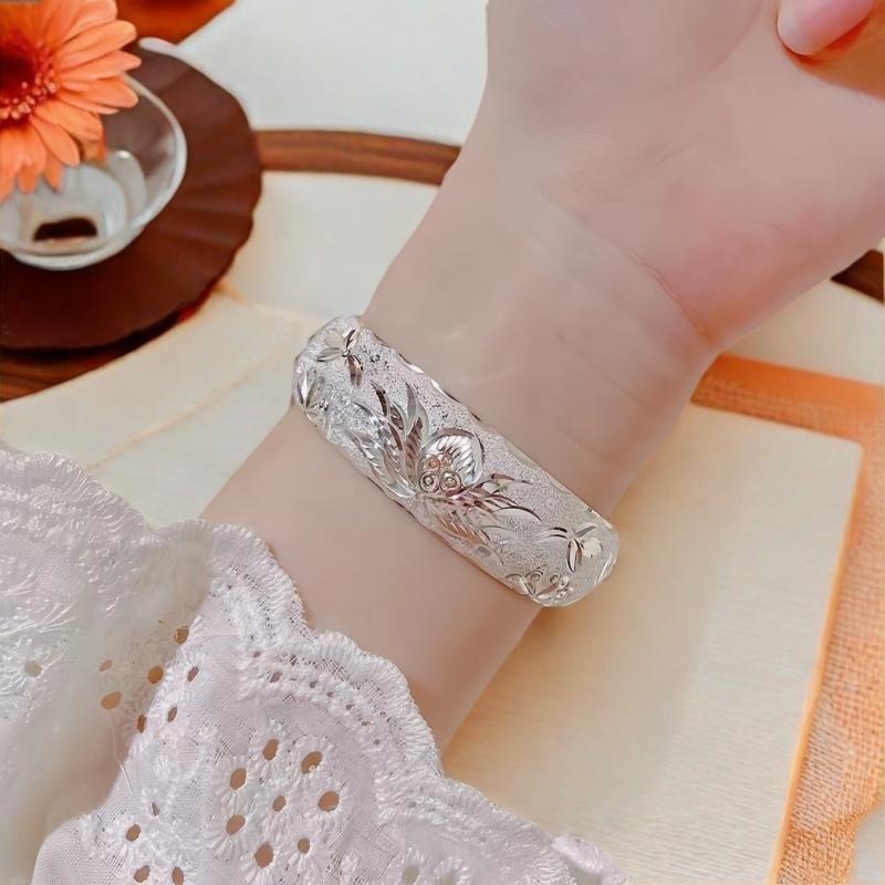 Full Silver s999 bracelet Sterling Silver bracelet Ladies Open bracelet can be freely adjusted size for mother's birthday holiday gift Silver weighing 46 g /1.62 oz