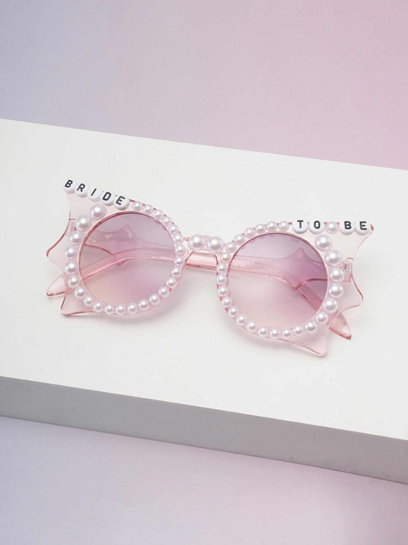 Elegant Bat-Shaped Sunglasses for Wedding Parties, Featuring Multiple Imitation Pearls, Stylish Accessory for Special Occasions