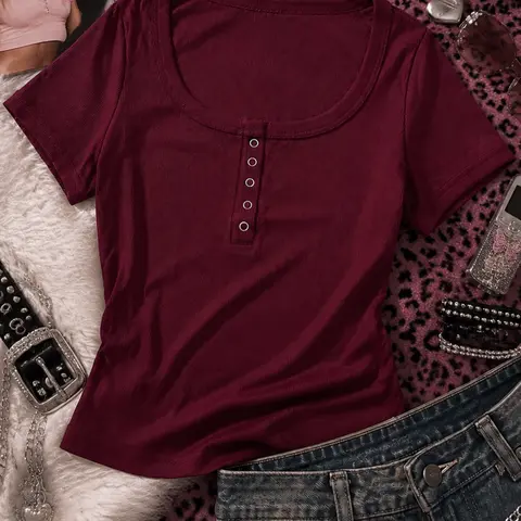 Women's Y2K Style Trend Button T-Shirt Plain Fitted Short Sleeve Top, Casual Office Wear, Perfect for Daily Commute, Friends' Gatherings and Shopping