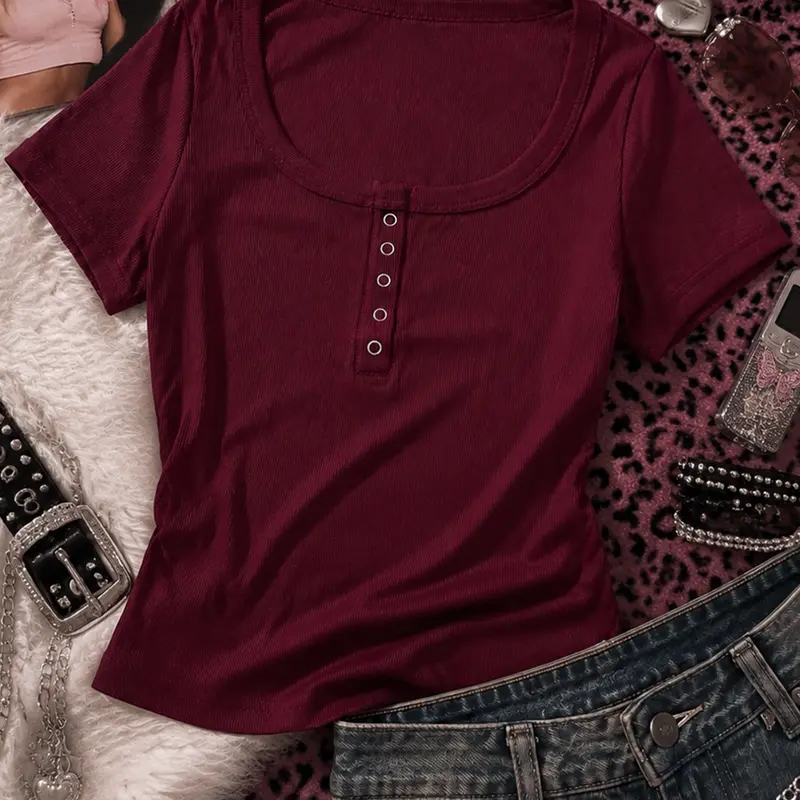 Women's Y2K Style Trend Button T-Shirt Plain Fitted Short Sleeve Top, Casual Office Wear, Perfect for Daily Commute, Friends' Gatherings and Shopping