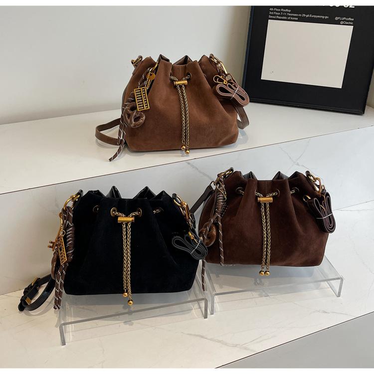 Women's Vintage Crossbody Bag - Bucket Purse with Adjustable Strap, Drawstring Closure, Coffee Brown/Black - Handheld Shoulder Bag for Everyday, Formal, Special Events - Durable Women's Purse, Crossbody Purse, Evening Event Accessory SpringStatements