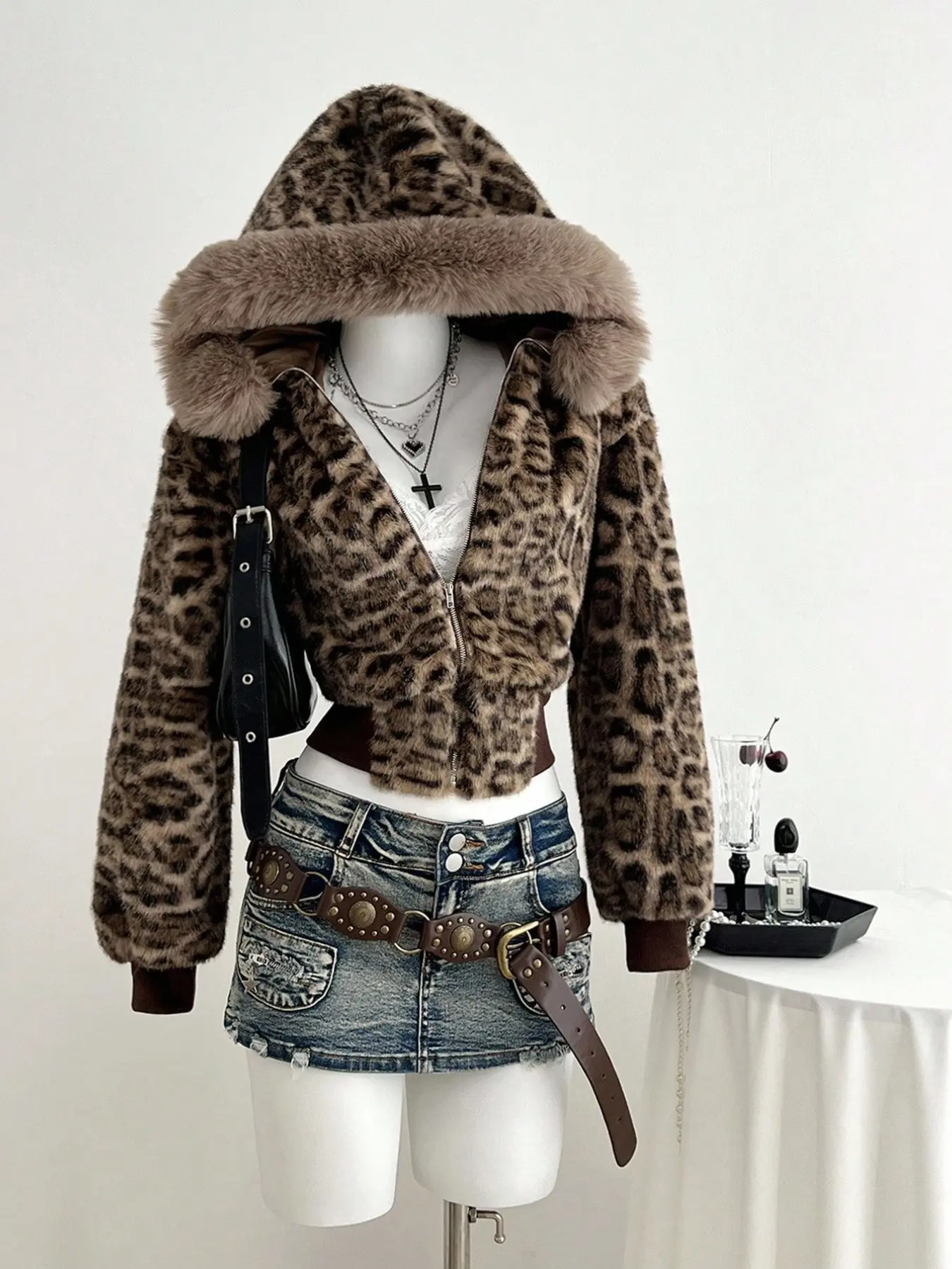 Elegant Casual Leopard Print Hooded Jacket for Women, Slim Fit Long Sleeve Warm Outerwear for Fall & Winter